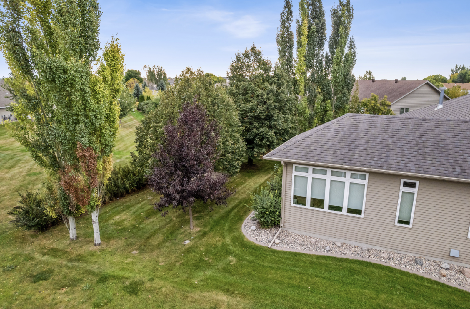2003 single family home for sale at 868 32nd Street S in Moorhead, MN — 4 bed, 3 bath (photo 3 of 68)