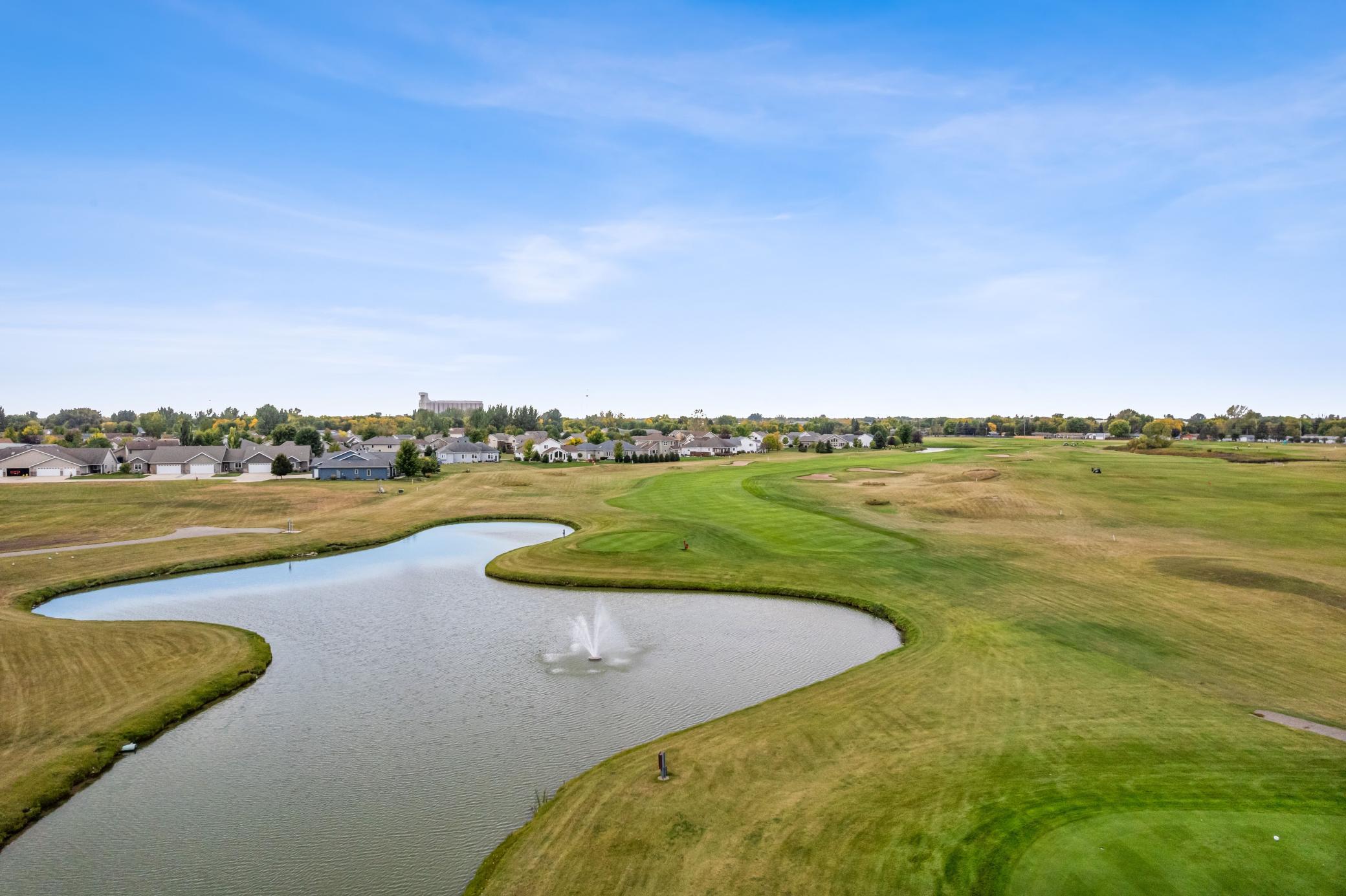 2003 single family home for sale at 868 32nd Street S in Moorhead, MN — 4 bed, 3 bath (photo 68 of 68)