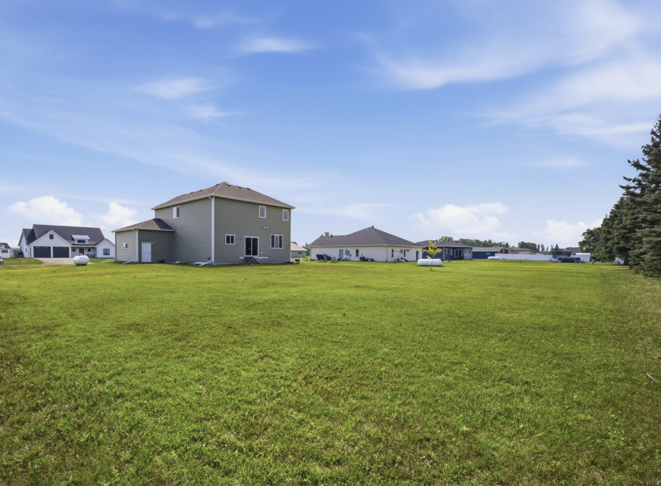 605 Sheyenne Drive, Abercrombie ND 58001 - Photo 37 of 43