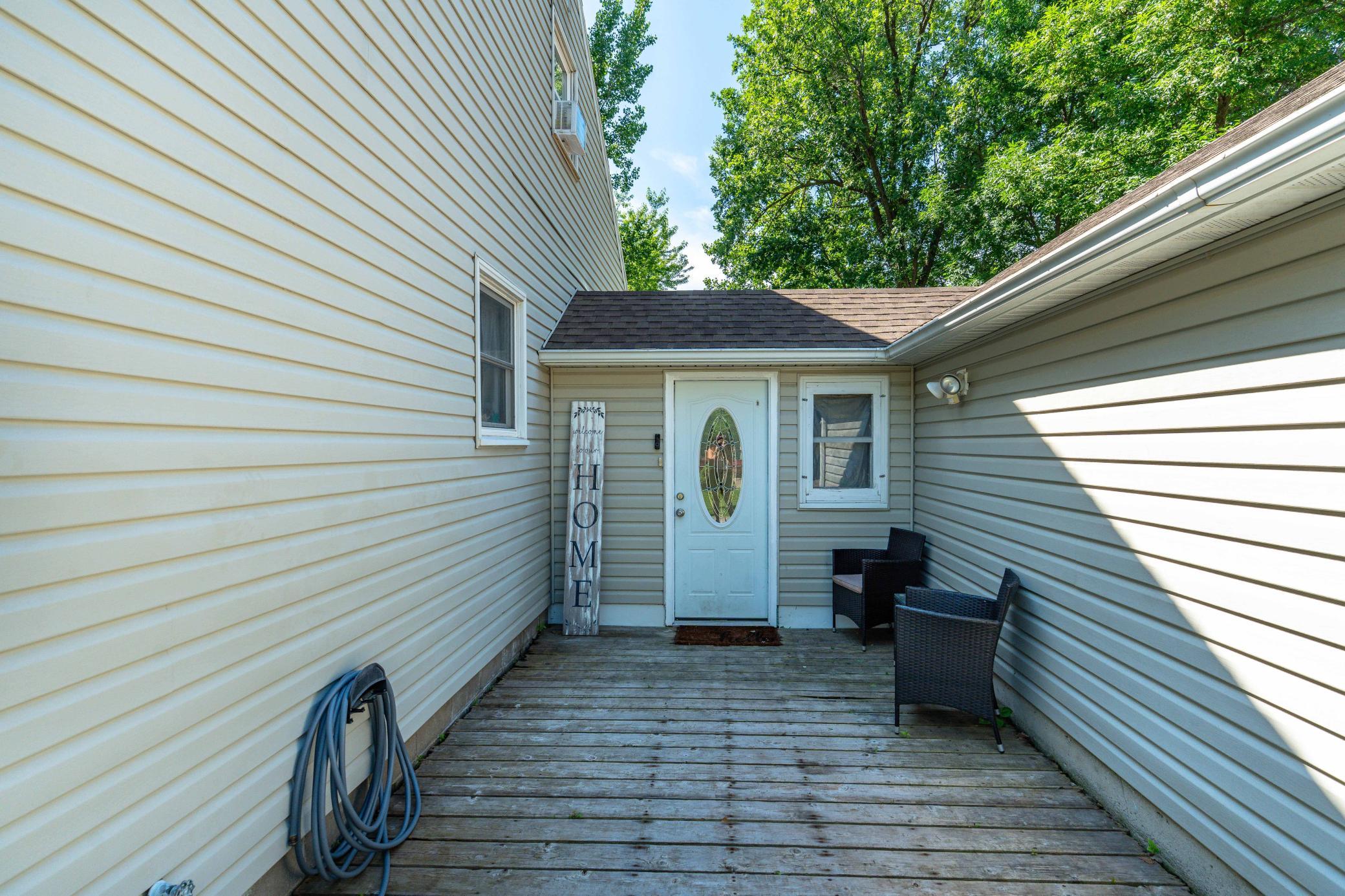 504 1st Avenue SE, Pelican Rapids MN 56572 - Photo 4 of 54