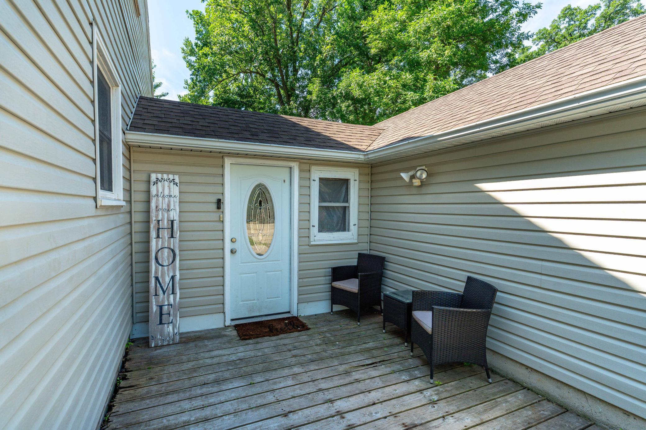 504 1st Avenue SE, Pelican Rapids MN 56572 - Photo 5 of 54