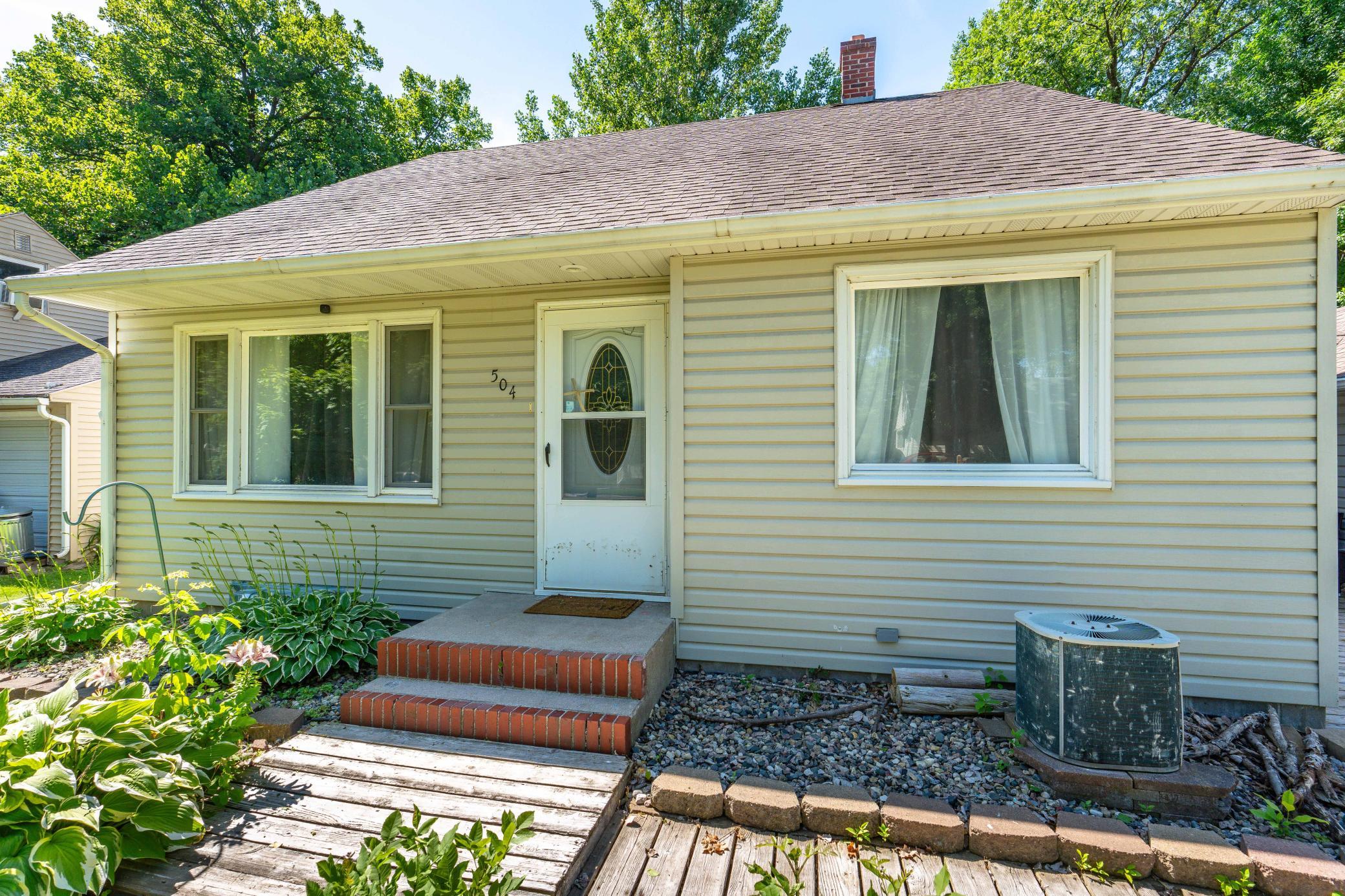 504 1st Avenue SE, Pelican Rapids MN 56572 - Photo 6 of 54