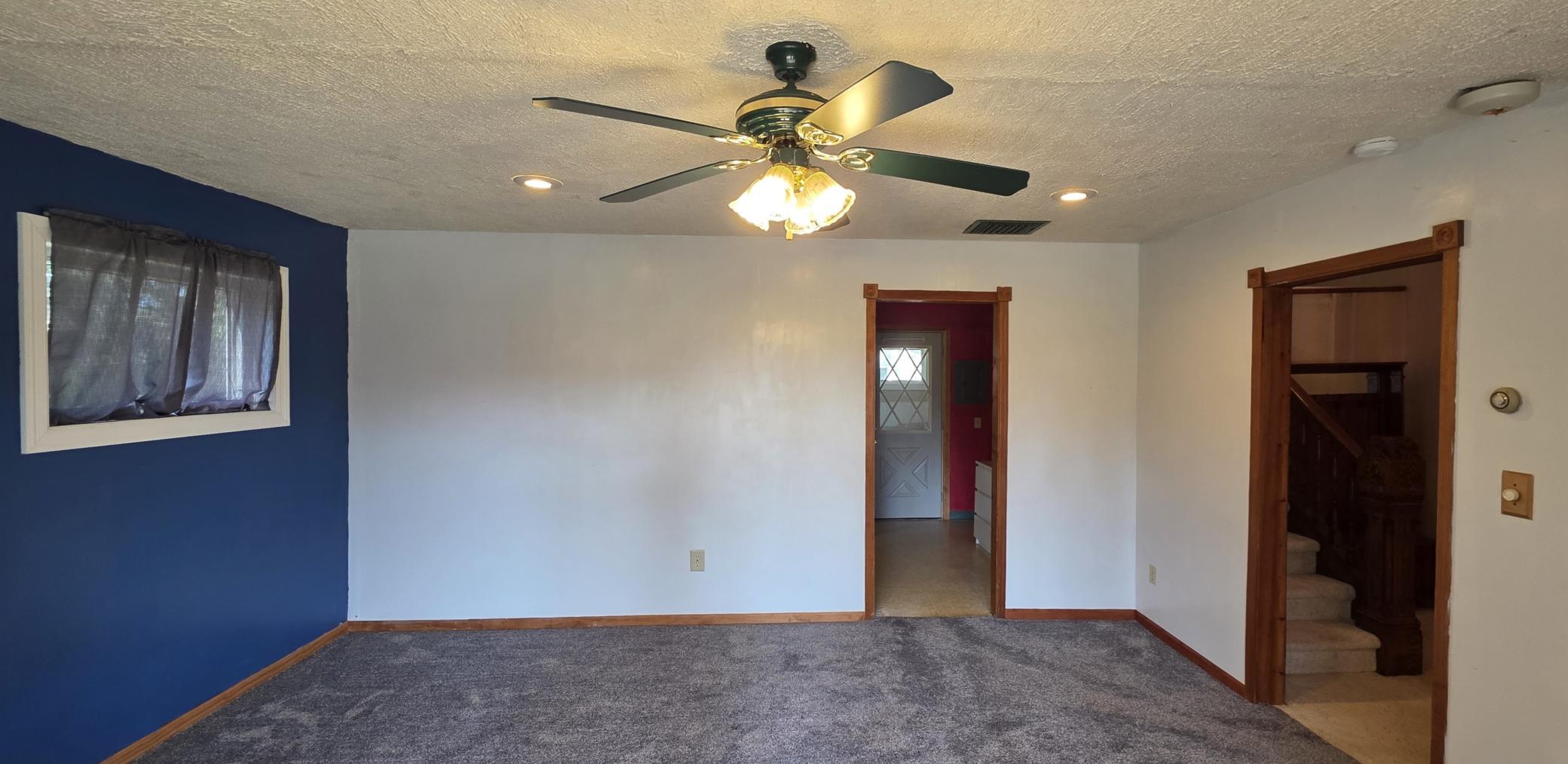 416 Franklin Avenue, Larimore ND 58251 - Photo 8 of 37