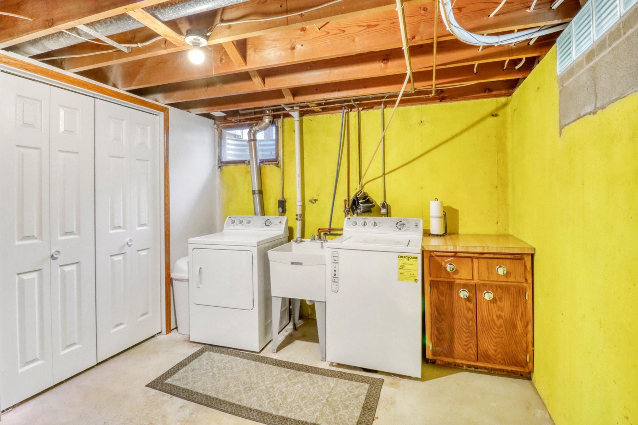 1613 16th Street S, Moorhead MN 56560 - Photo 40 of 48