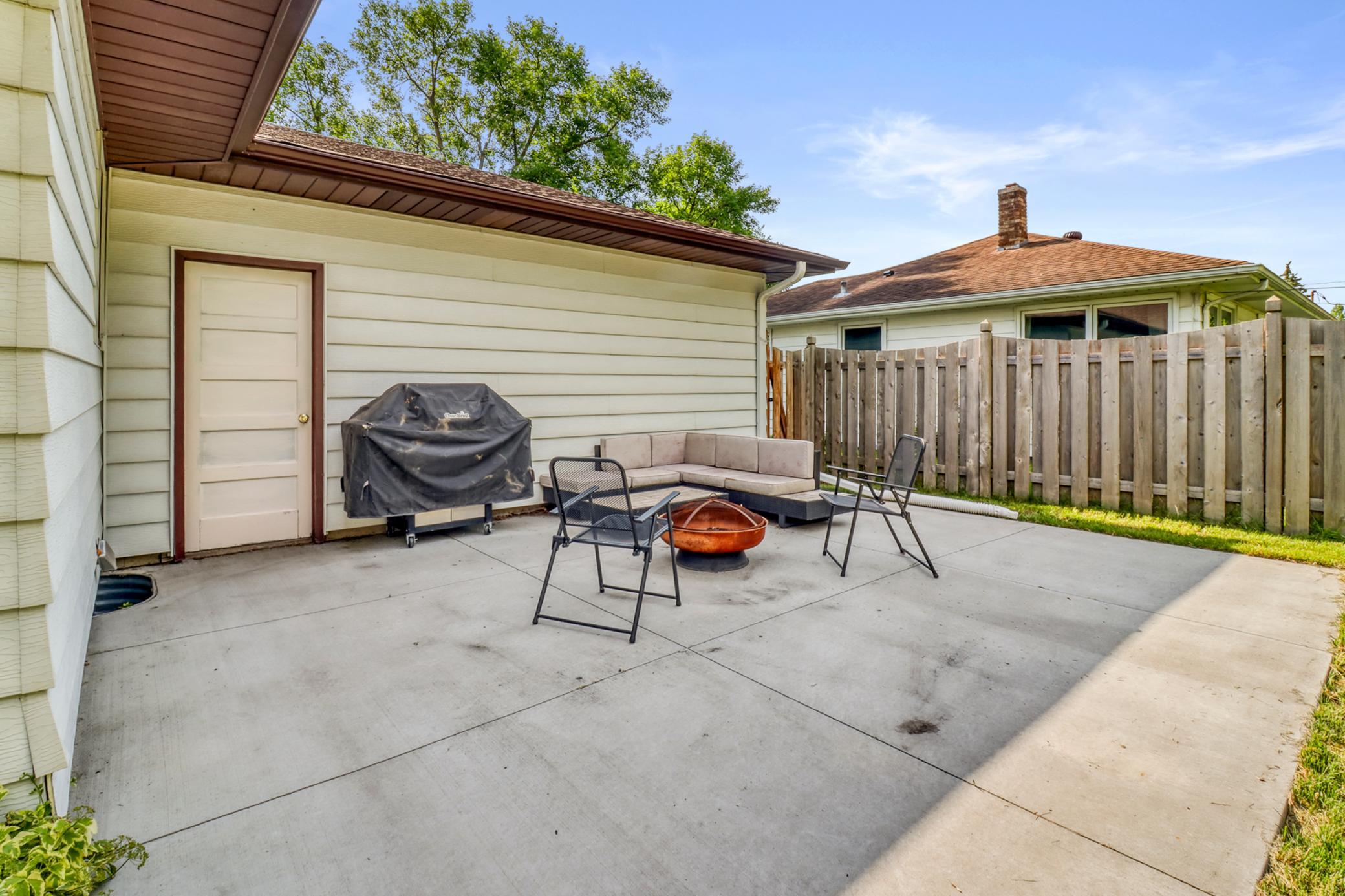 1613 16th Street S, Moorhead MN 56560 - Photo 46 of 48