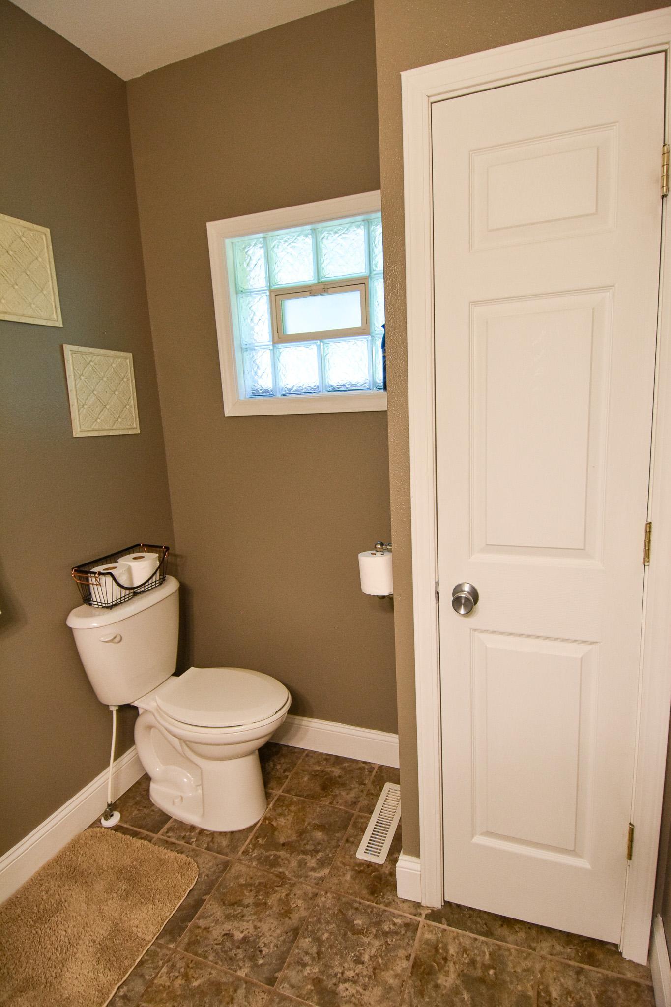 704 Tindolph Avenue S, Thief River Falls MN 56701 - Photo 11 of 45