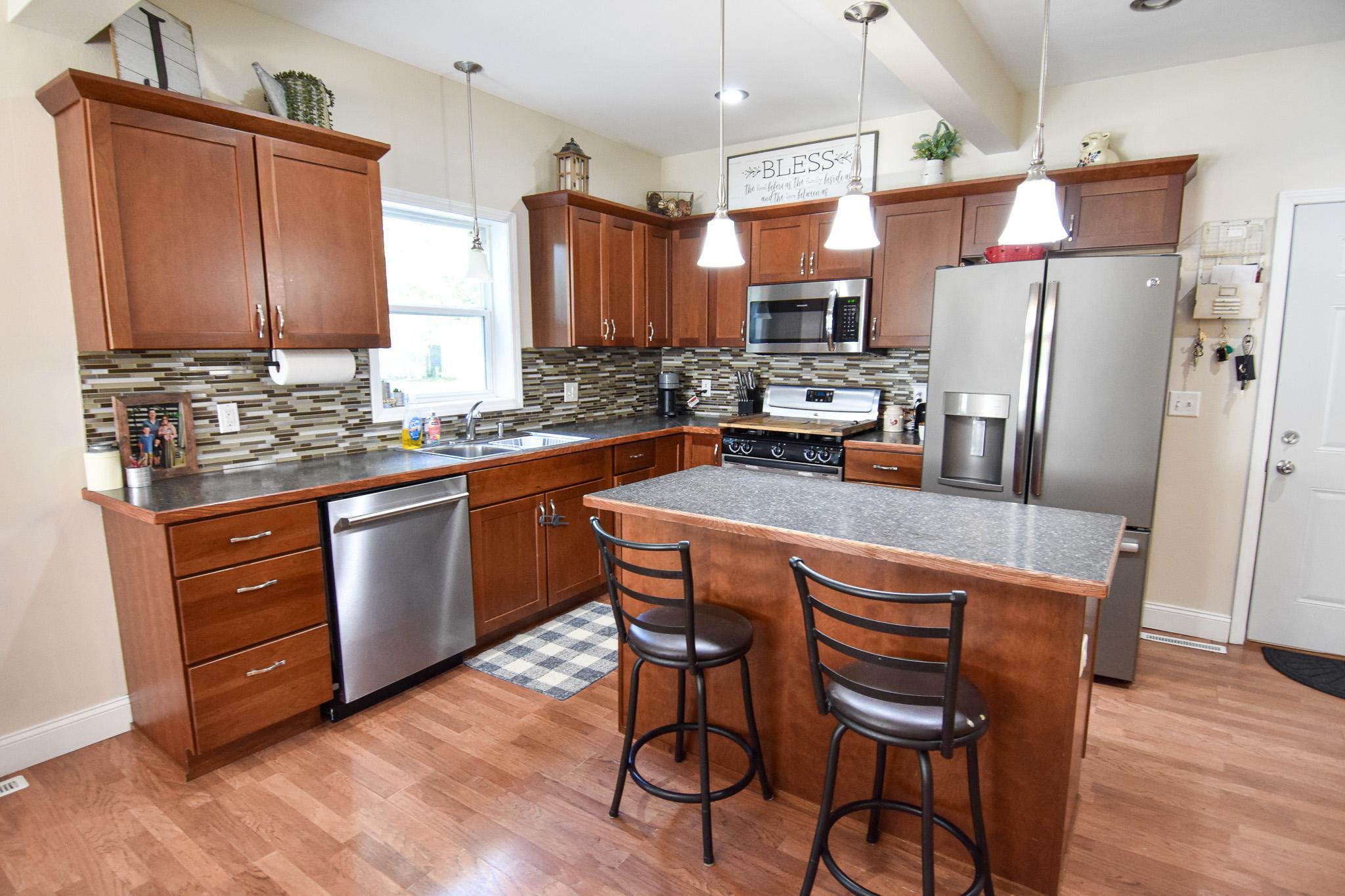 704 Tindolph Avenue S, Thief River Falls MN 56701 - Photo 15 of 45