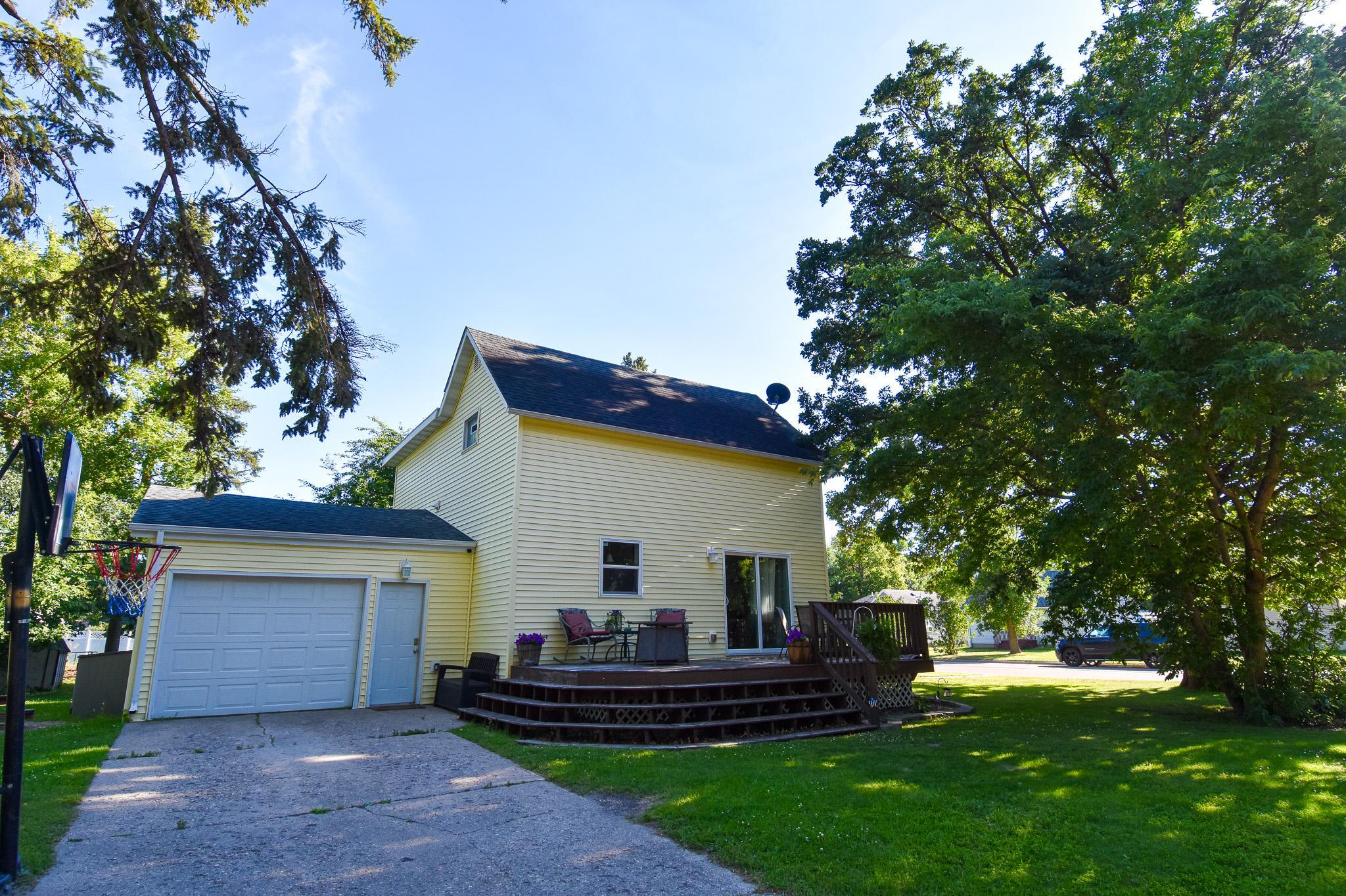 704 Tindolph Avenue S, Thief River Falls MN 56701 - Photo 42 of 45