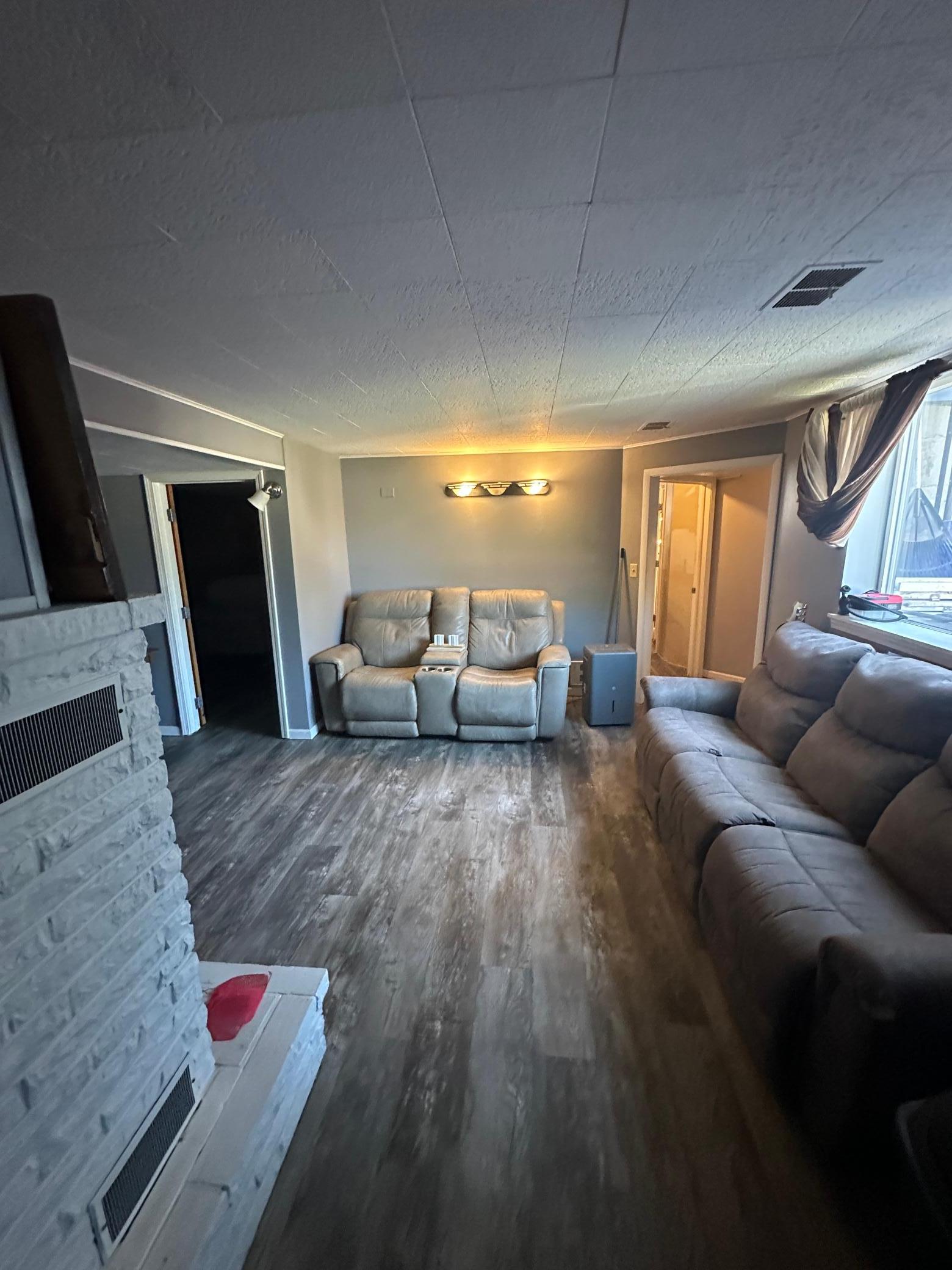 401 N Burlington Avenue, Fergus Falls MN 56537 - Photo 22 of 37