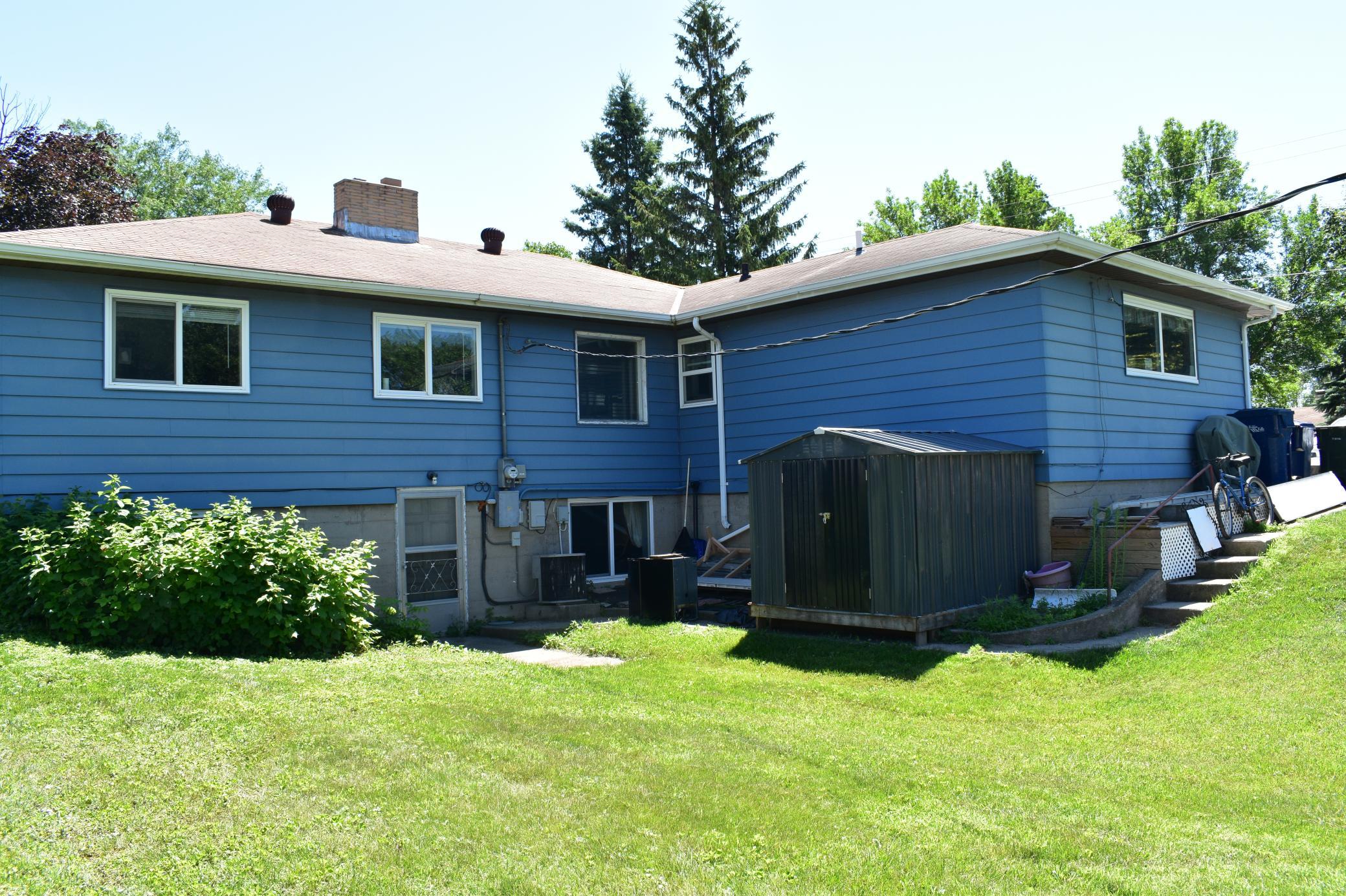 401 N Burlington Avenue, Fergus Falls MN 56537 - Photo 6 of 37