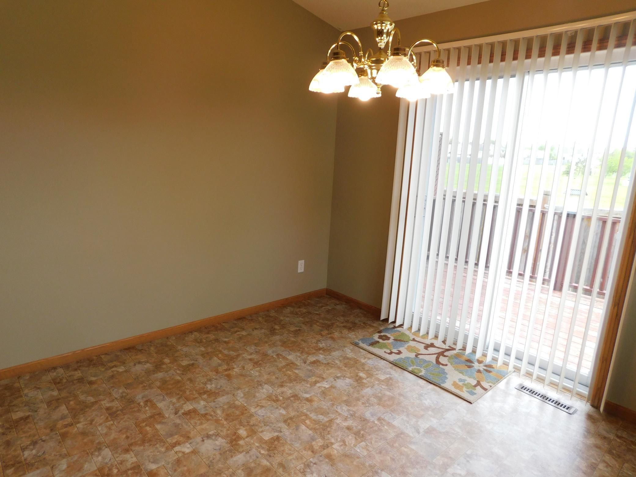 840 Lakeridge Place, West Fargo ND 58078 - Photo 16 of 37