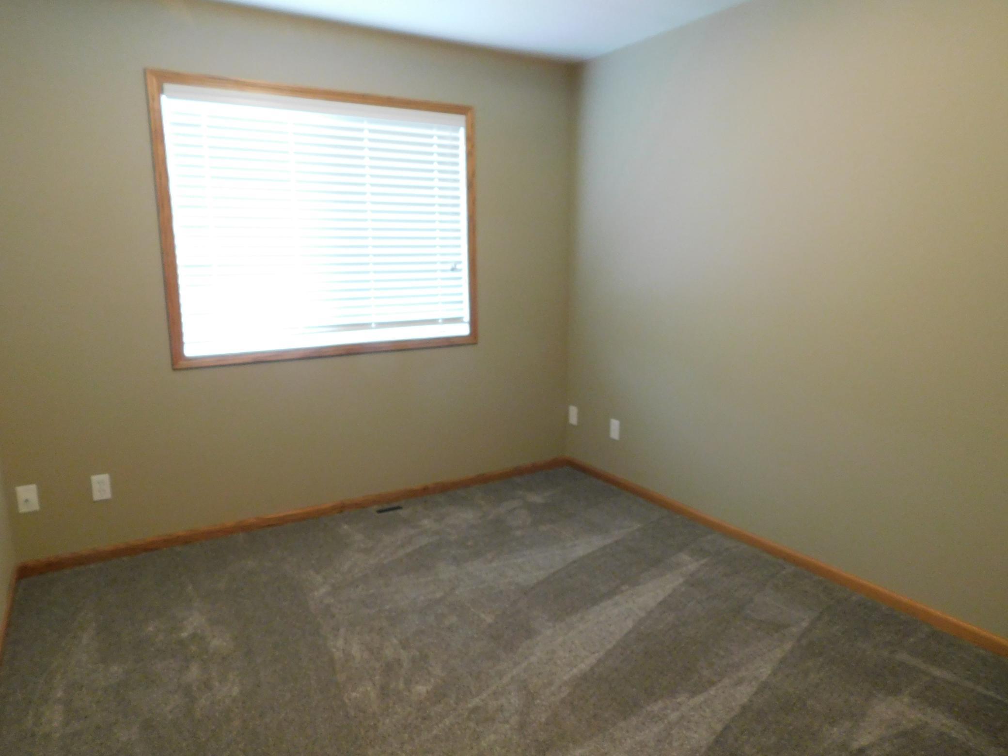 840 Lakeridge Place, West Fargo ND 58078 - Photo 24 of 37
