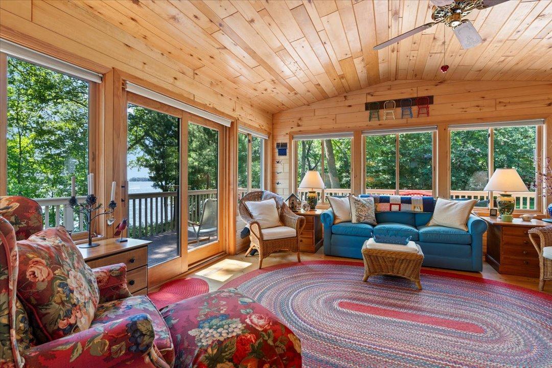 1985 single family home for sale at 8882 Interlachen Road in Lake Shore, MN — 3 bed, 3 bath (photo 18 of 66)