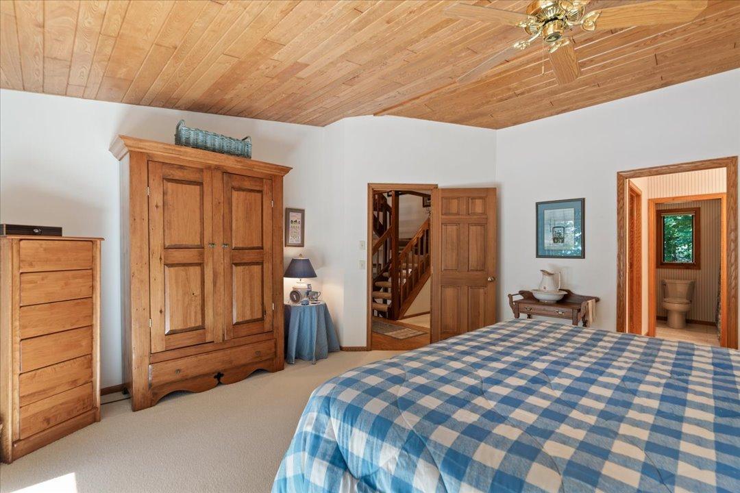 1985 single family home for sale at 8882 Interlachen Road in Lake Shore, MN — 3 bed, 3 bath (photo 32 of 66)