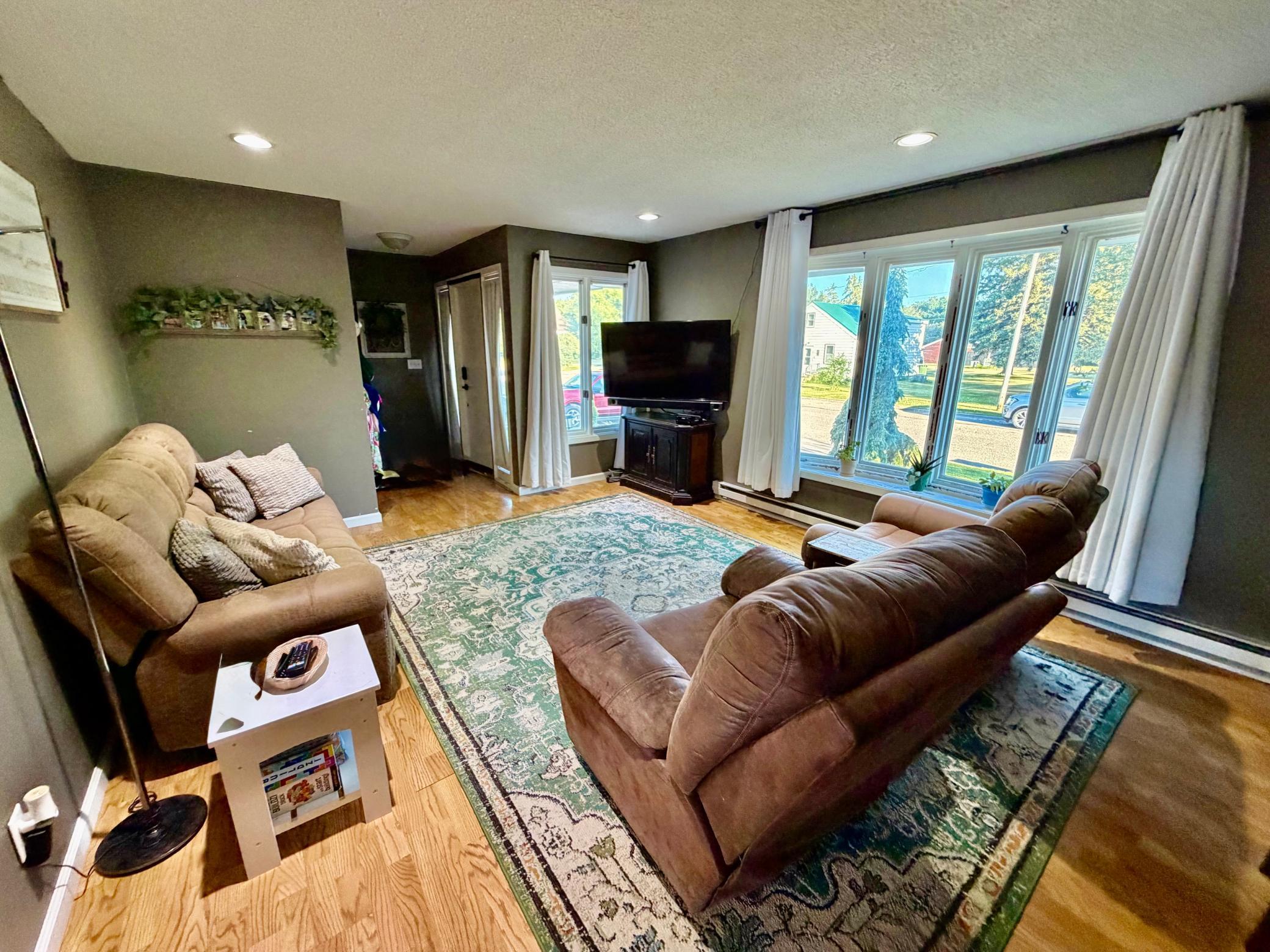 909 2nd Street NE, Roseau MN 56751 - Photo 8 of 17