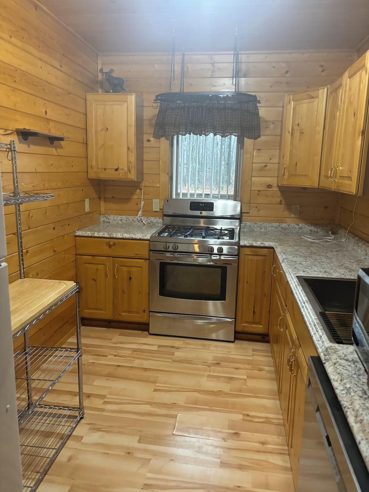 2012 single family home for sale at 19675 Woody Lane NE in Kelliher, MN — 1 bed, 1 bath (photo 5 of 12)