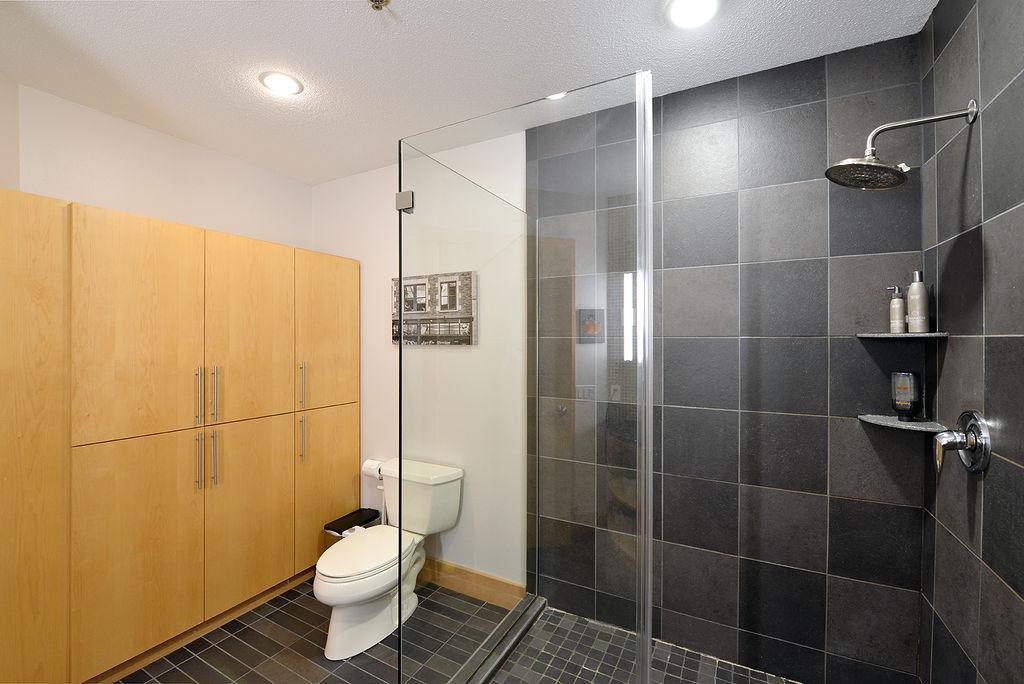 319 Broadway N, Unit 202, Fargo ND 58102 - Photo 27 of 37