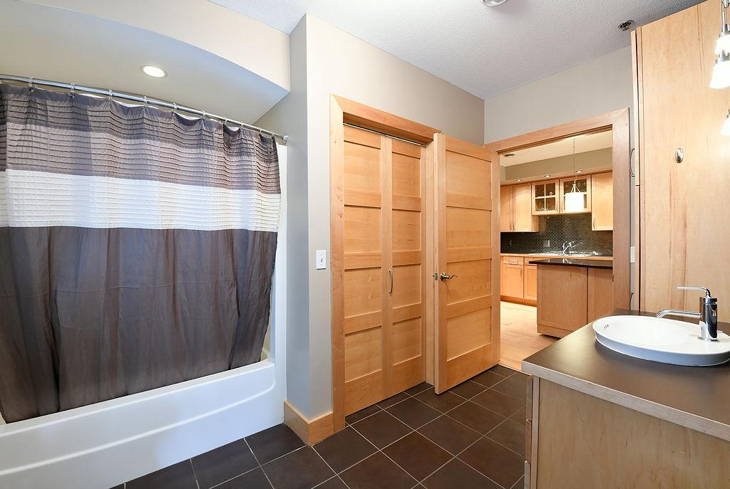 319 Broadway N, Unit 305, Fargo ND 58102 - Photo 18 of 24