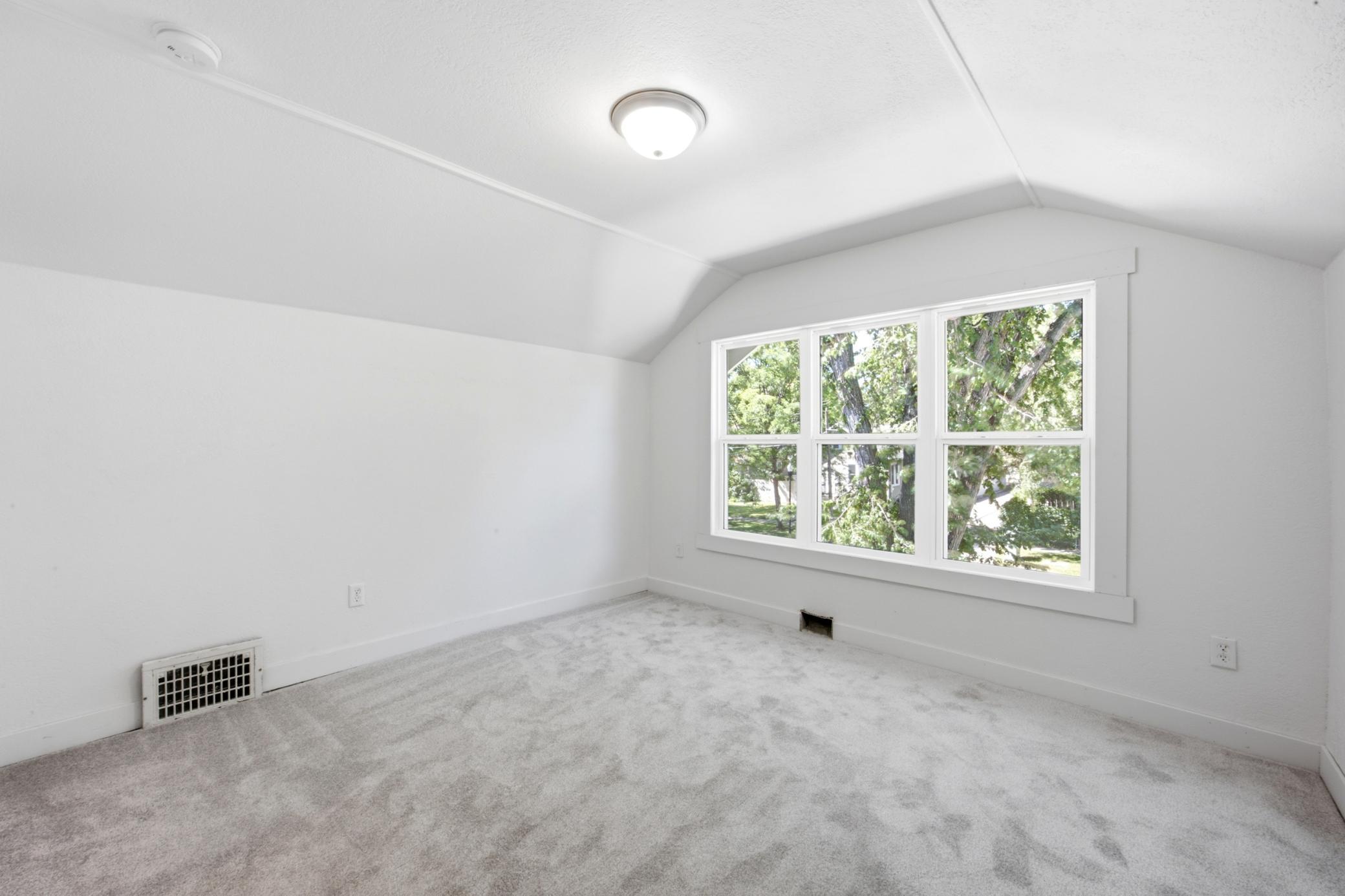 1310 11th Avenue S, Fargo ND 58103 - Photo 17 of 28