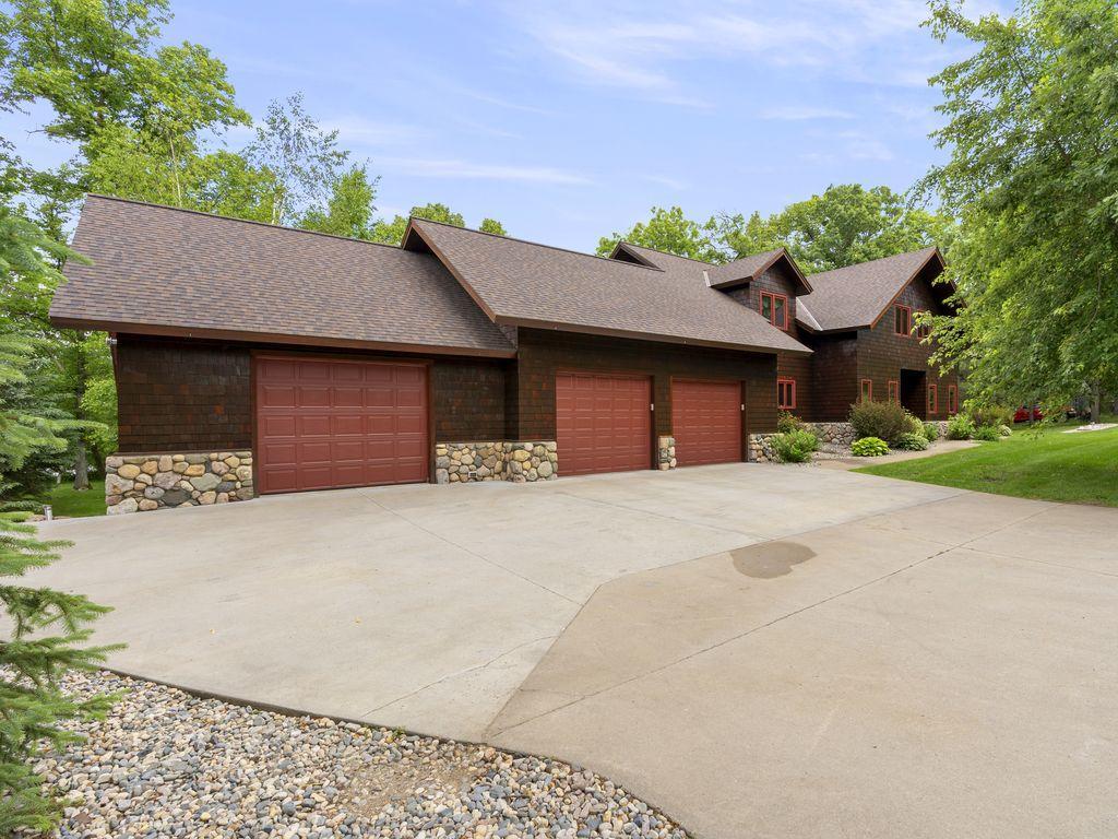 2002 single family home for sale at 17994 Dayspring Drive in Park Rapids, MN — 5 bed, 5 bath (photo 16 of 56)