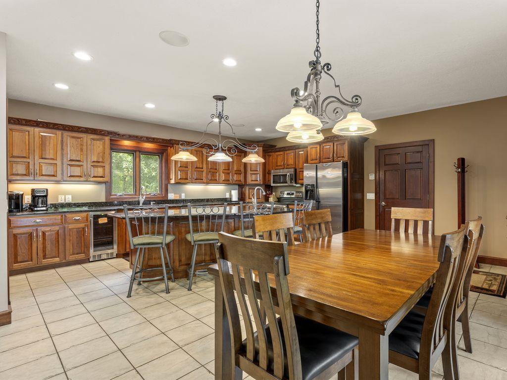 2002 single family home for sale at 17994 Dayspring Drive in Park Rapids, MN — 5 bed, 5 bath (photo 21 of 56)