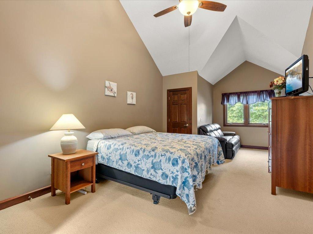 2002 single family home for sale at 17994 Dayspring Drive in Park Rapids, MN — 5 bed, 5 bath (photo 41 of 56)