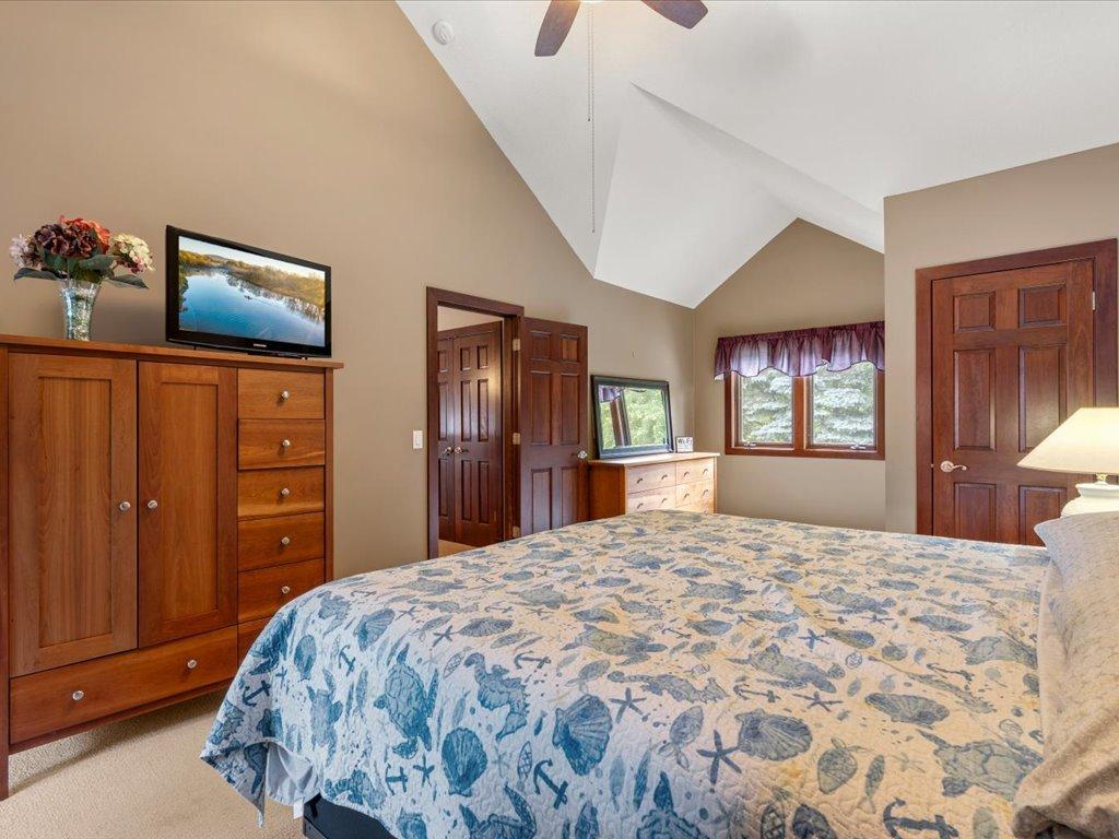 2002 single family home for sale at 17994 Dayspring Drive in Park Rapids, MN — 5 bed, 5 bath (photo 42 of 56)