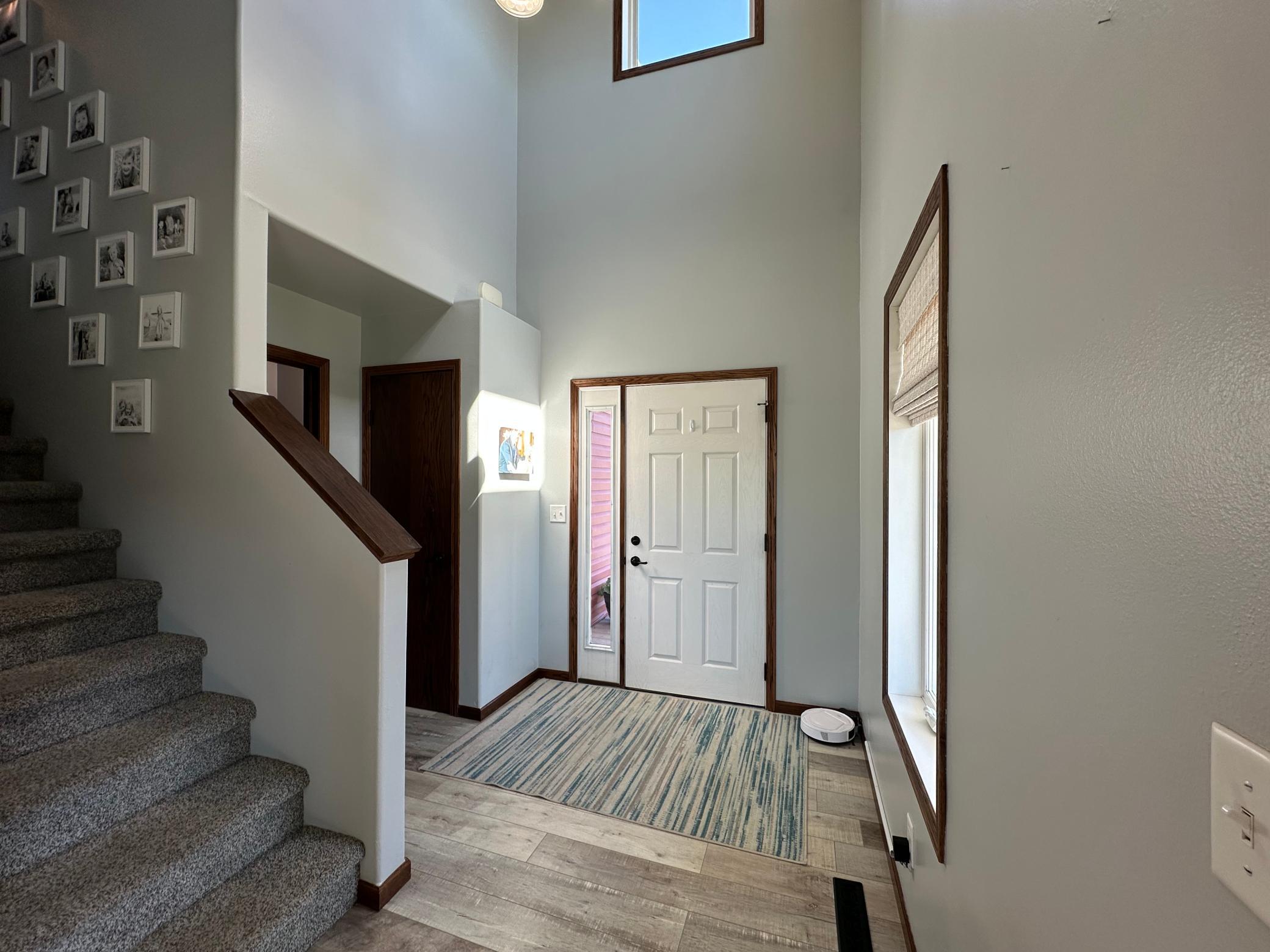 4893 LAVONNE Court S, Fargo ND 58104 - Photo 4 of 46
