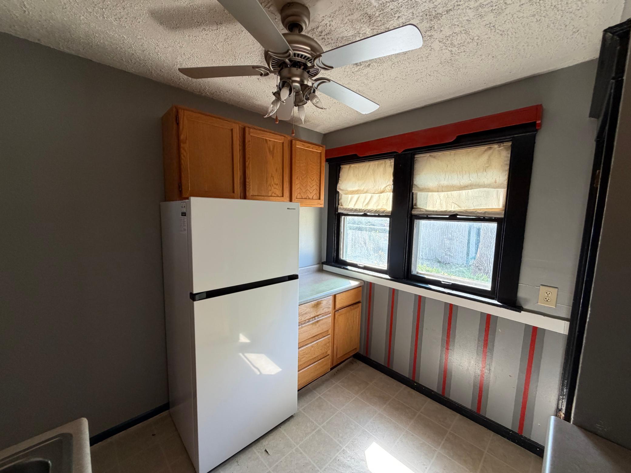 1917 single family home for sale at 1340 4th Avenue N in Fargo, ND — 2 bed, 1 bath (photo 12 of 29)