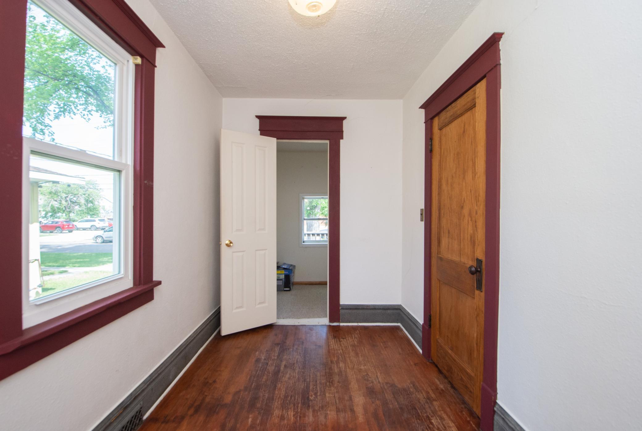 1917 single family home for sale at 1340 4th Avenue N in Fargo, ND — 2 bed, 1 bath (photo 13 of 29)