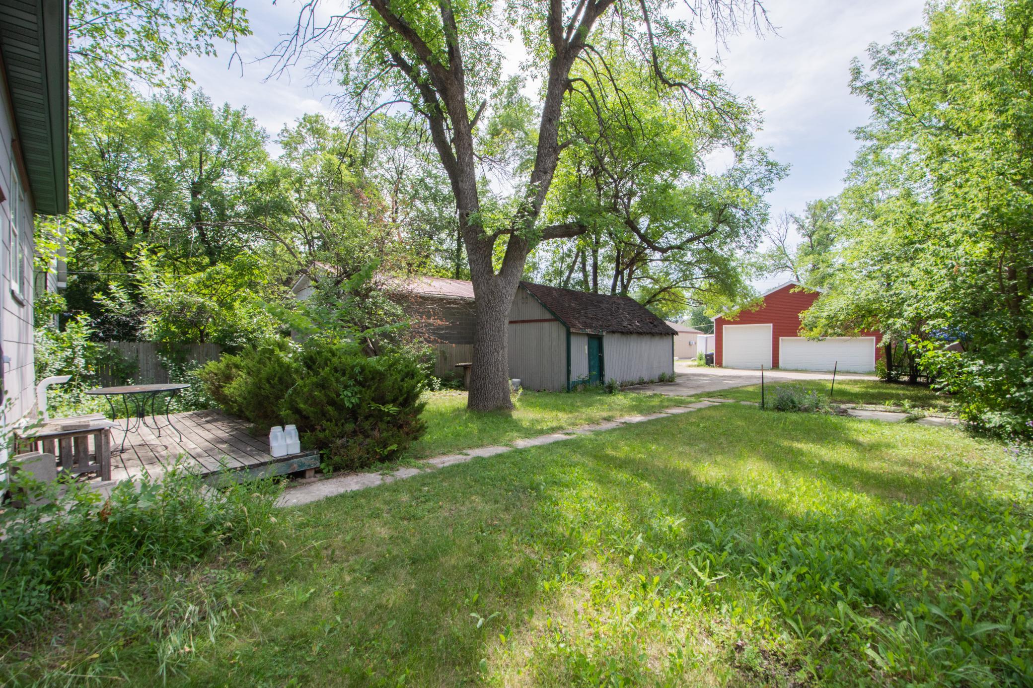 1917 single family home for sale at 1340 4th Avenue N in Fargo, ND — 2 bed, 1 bath (photo 22 of 29)