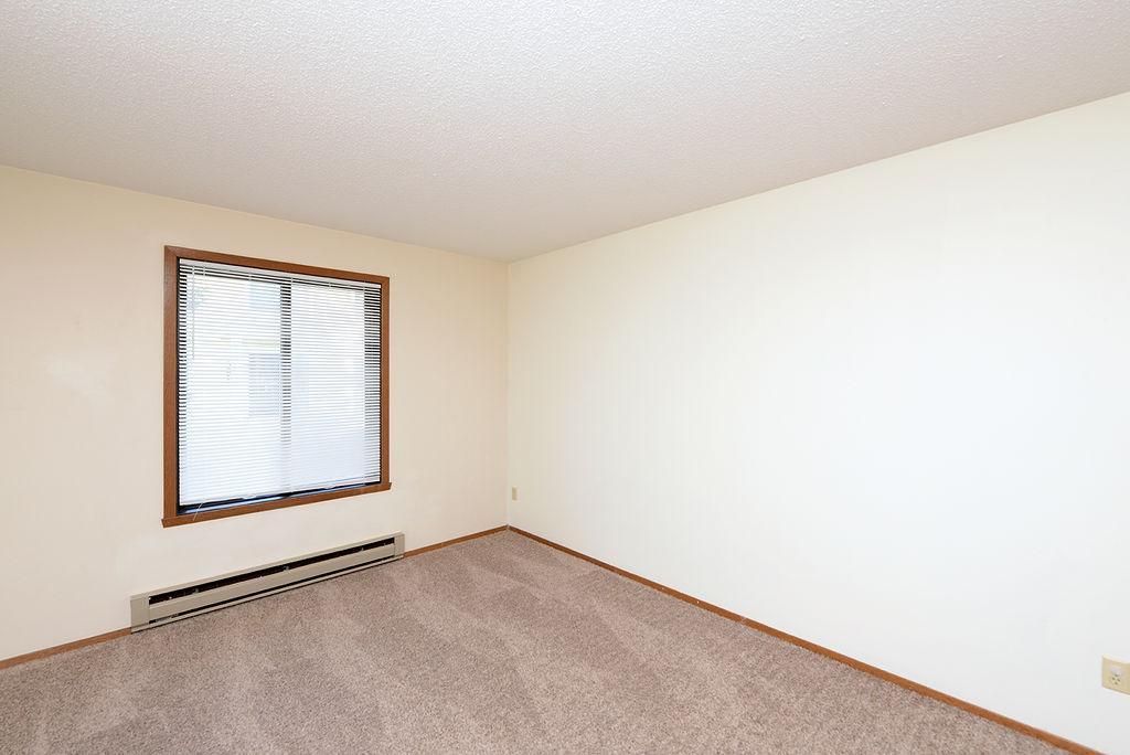 3211 15th Avenue S, Unit D, Fargo ND 58103 - Photo 11 of 17
