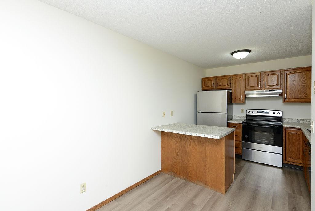3211 15th Avenue S, Unit D, Fargo ND 58103 - Photo 5 of 17