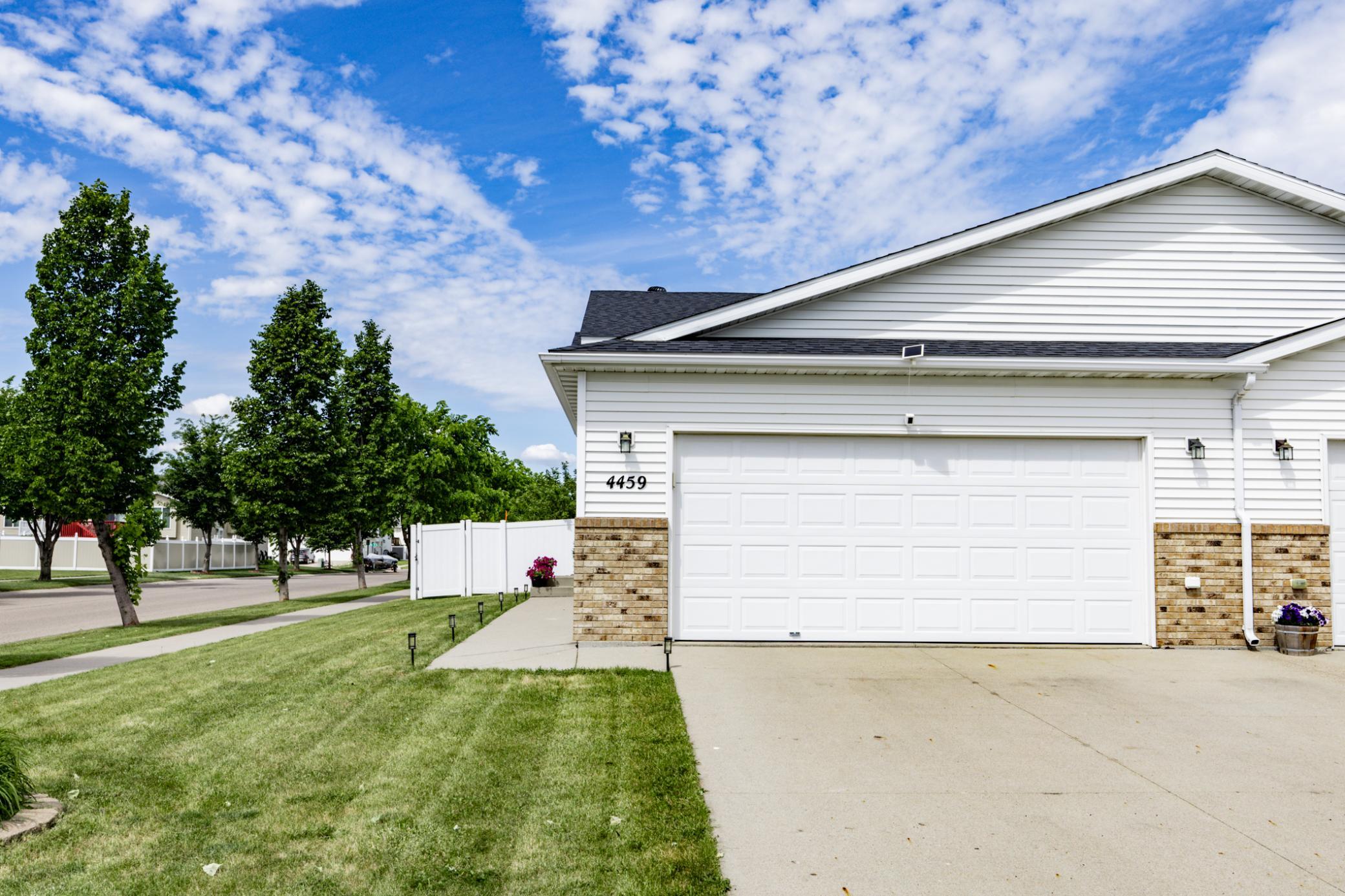 4459 15th Street S, Moorhead MN 56560 - Photo 2 of 36