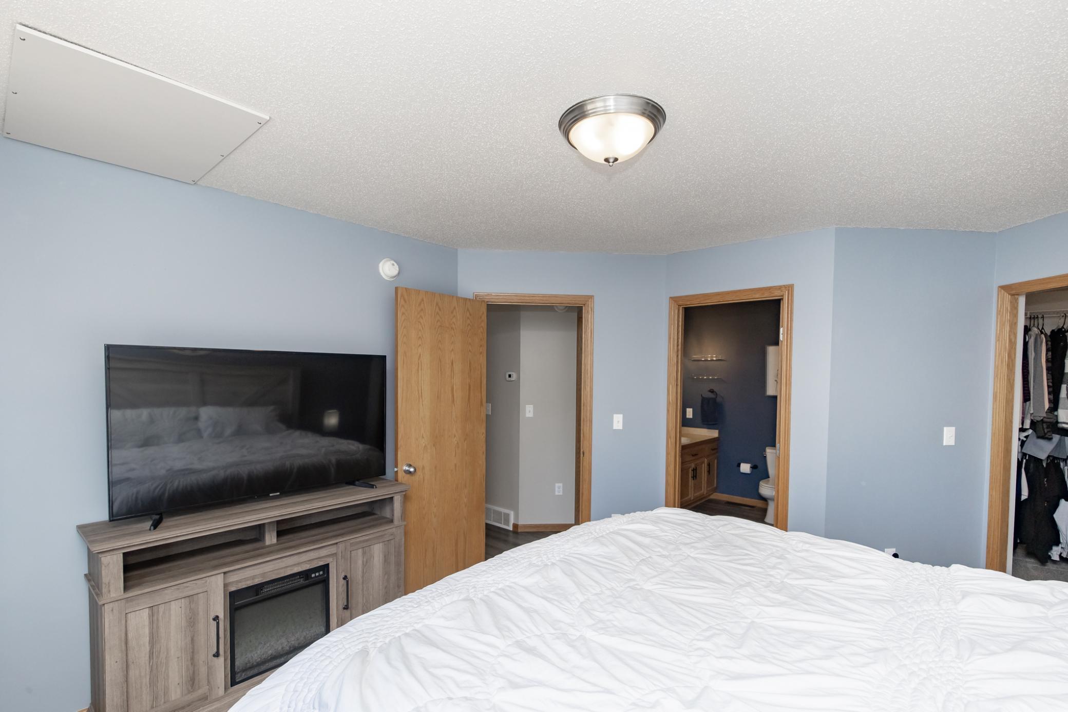 4459 15th Street S, Moorhead MN 56560 - Photo 13 of 36