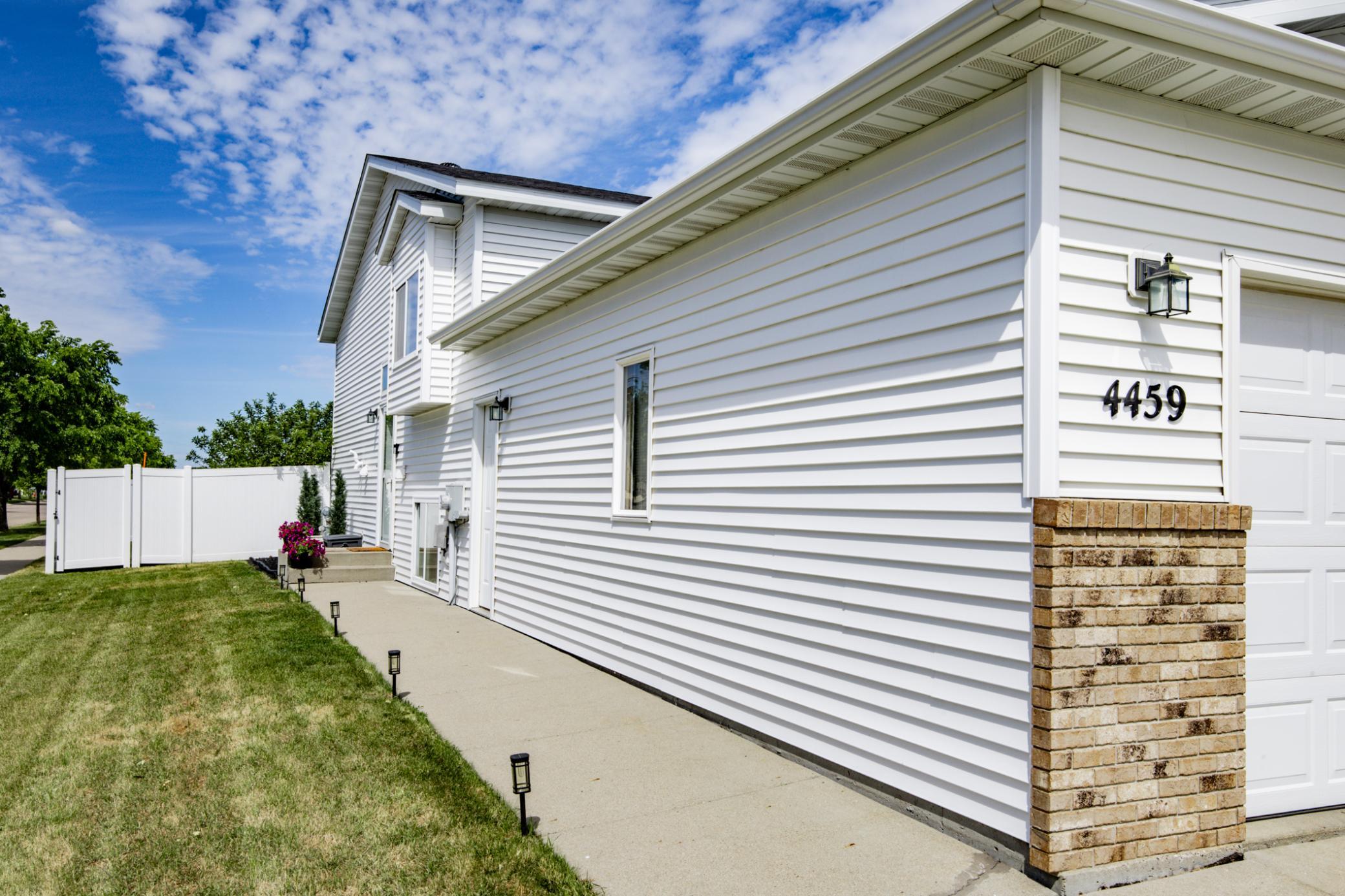 4459 15th Street S, Moorhead MN 56560 - Photo 4 of 36