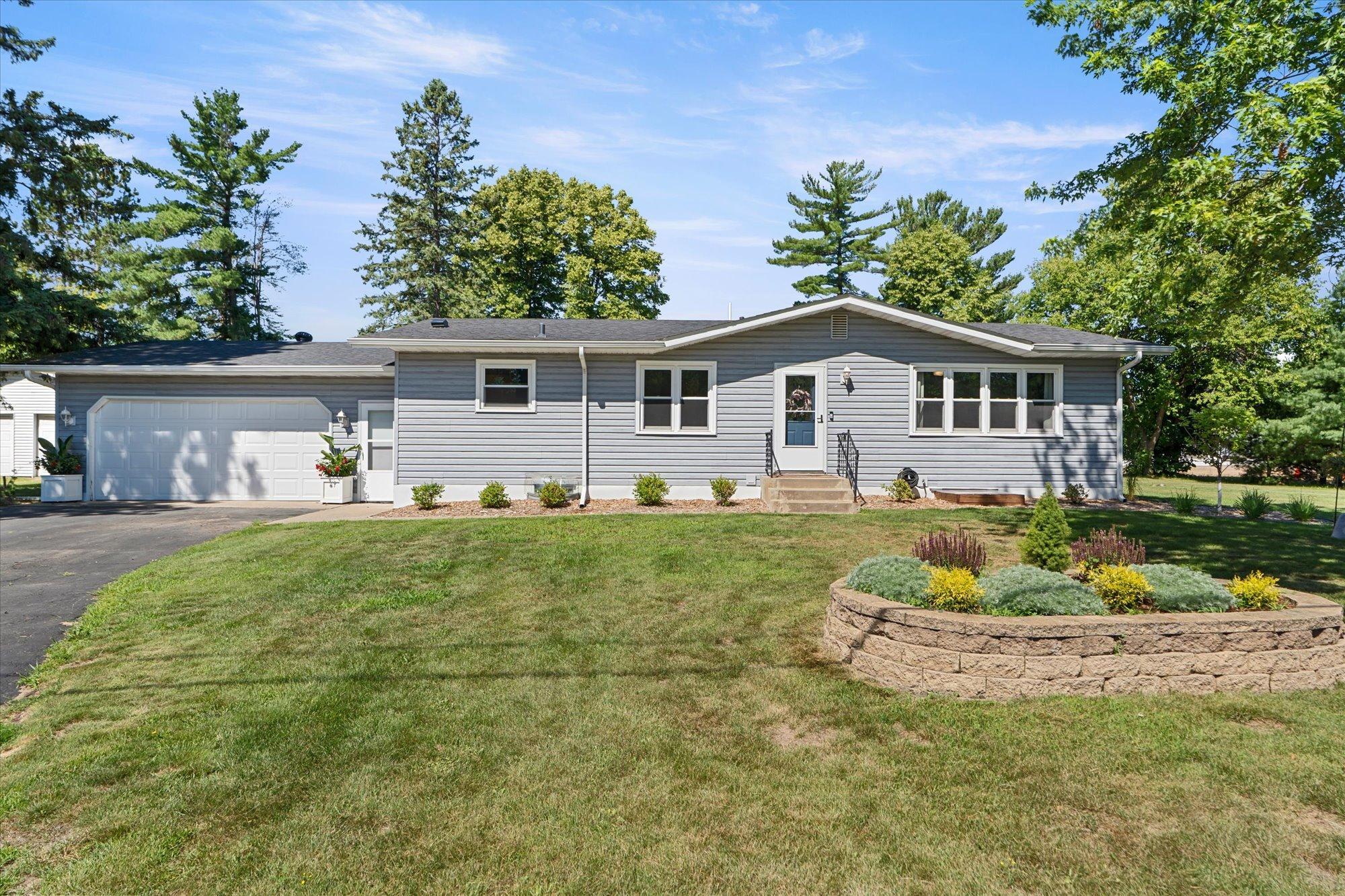 25615 Church Street, Nisswa MN 56468 - Photo 3 of 33
