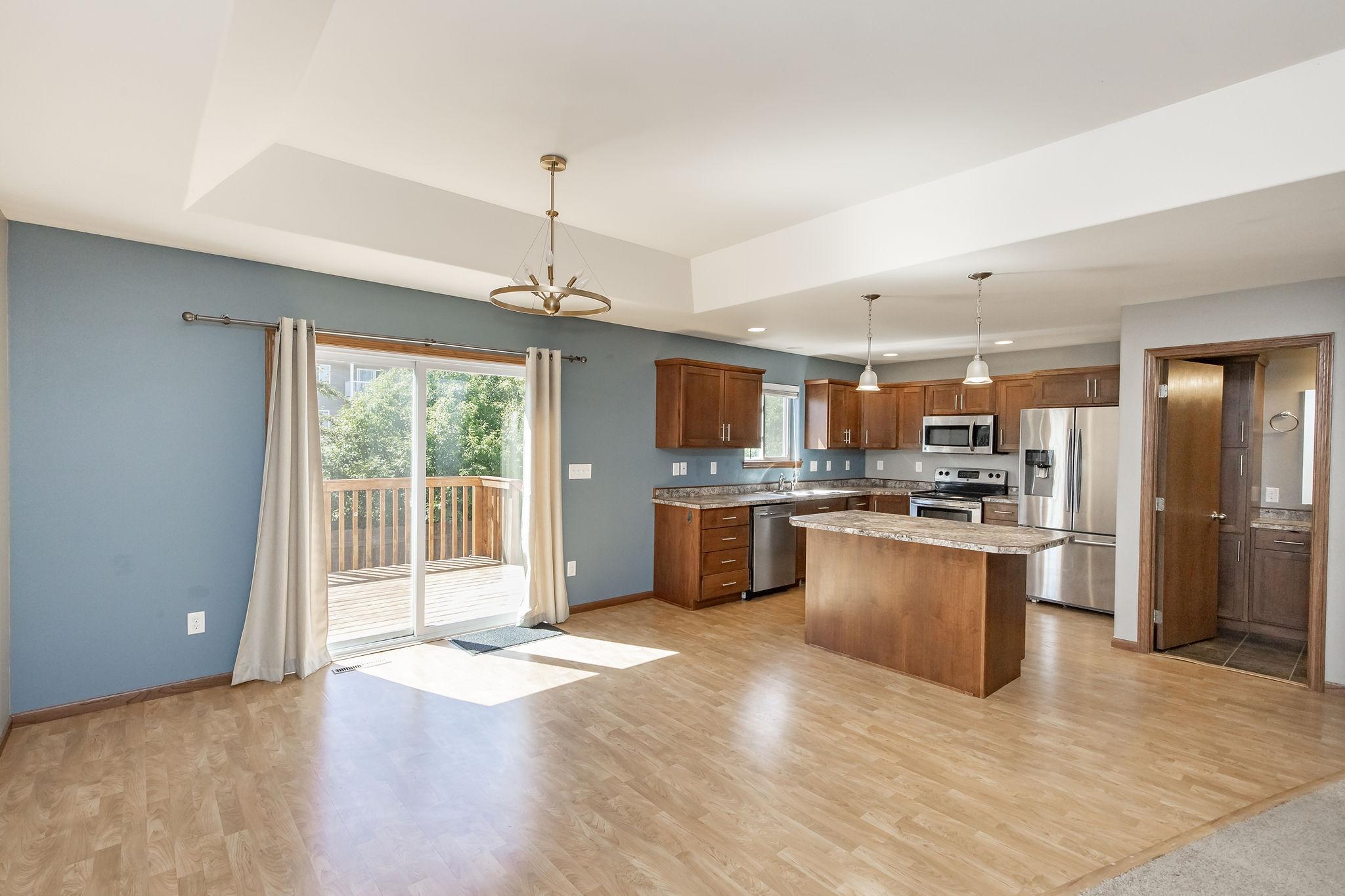 2012 single family home for sale at 4017 9th Street S in Moorhead, MN — 3 bed, 2 bath (photo 12 of 53)