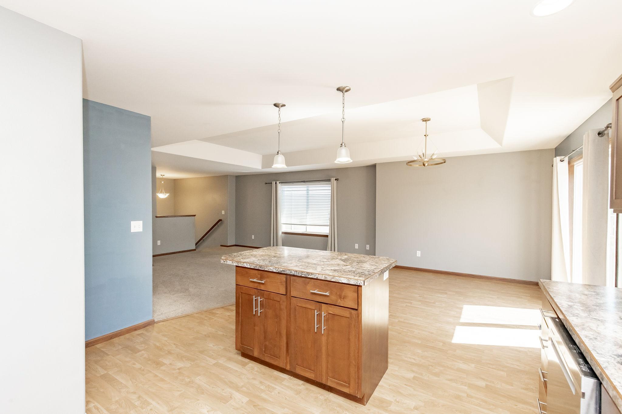 2012 single family home for sale at 4017 9th Street S in Moorhead, MN — 3 bed, 2 bath (photo 16 of 53)