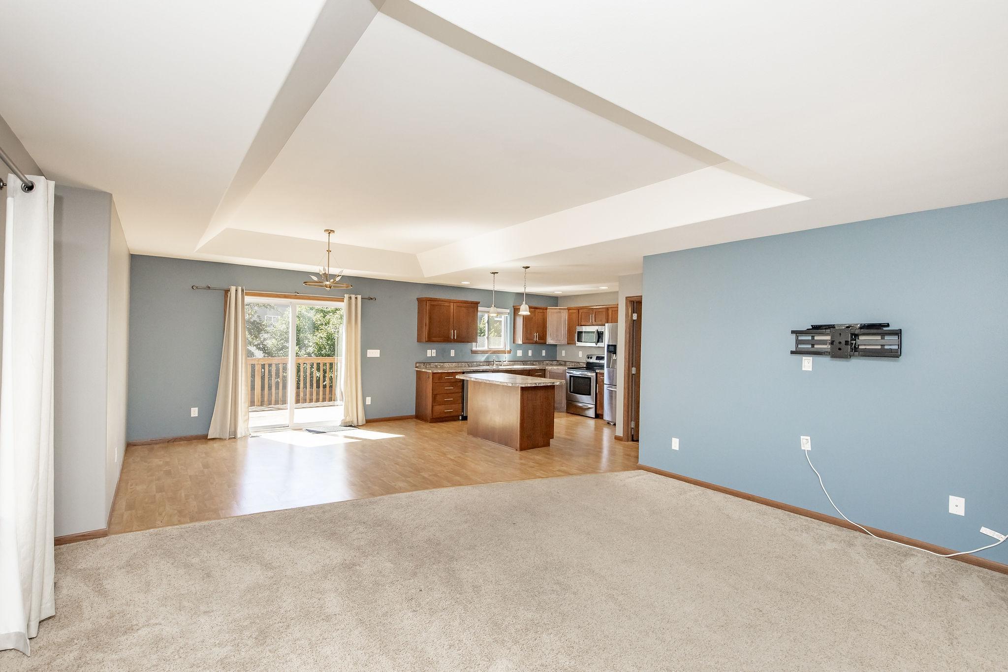 2012 single family home for sale at 4017 9th Street S in Moorhead, MN — 3 bed, 2 bath (photo 9 of 53)