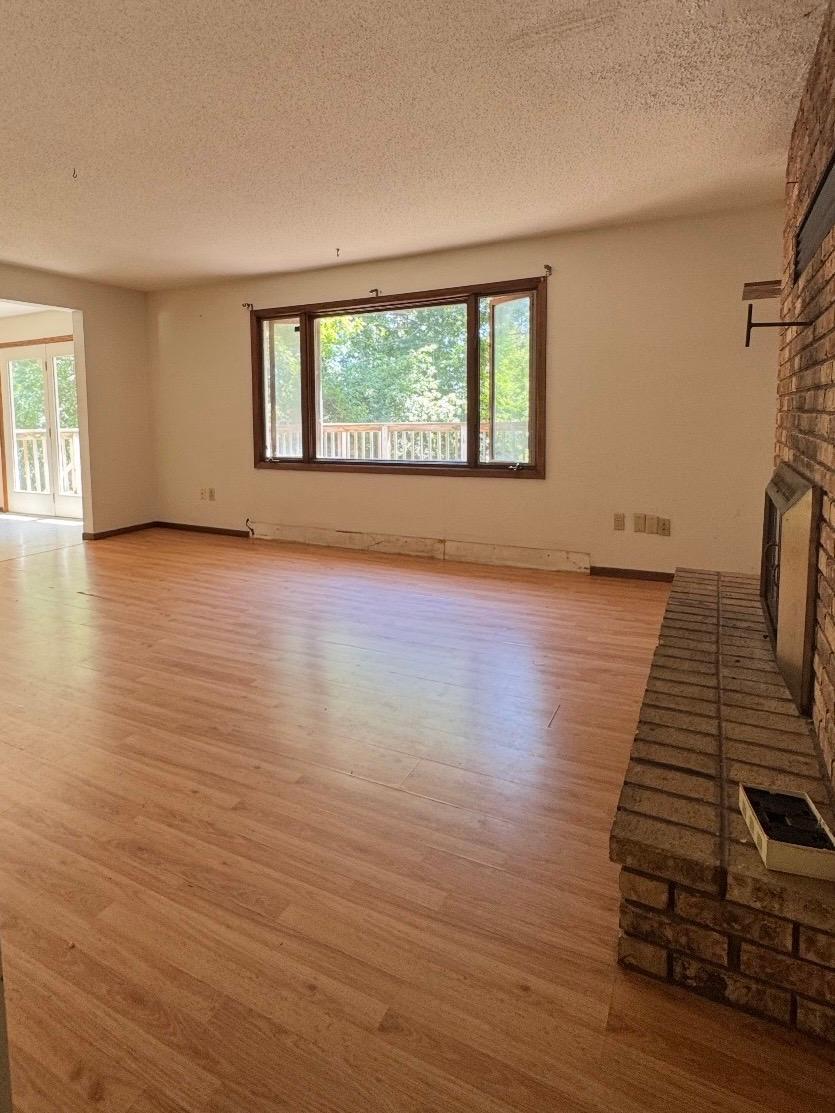 1981 single family home for sale at 8781 Dorothy Avenue in Brainerd, MN — 4 bed, 2 bath (photo 5 of 29)