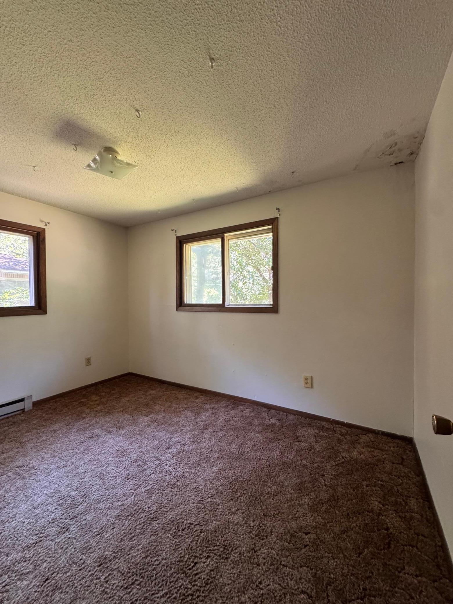1981 single family home for sale at 8781 Dorothy Avenue in Brainerd, MN — 4 bed, 2 bath (photo 7 of 29)