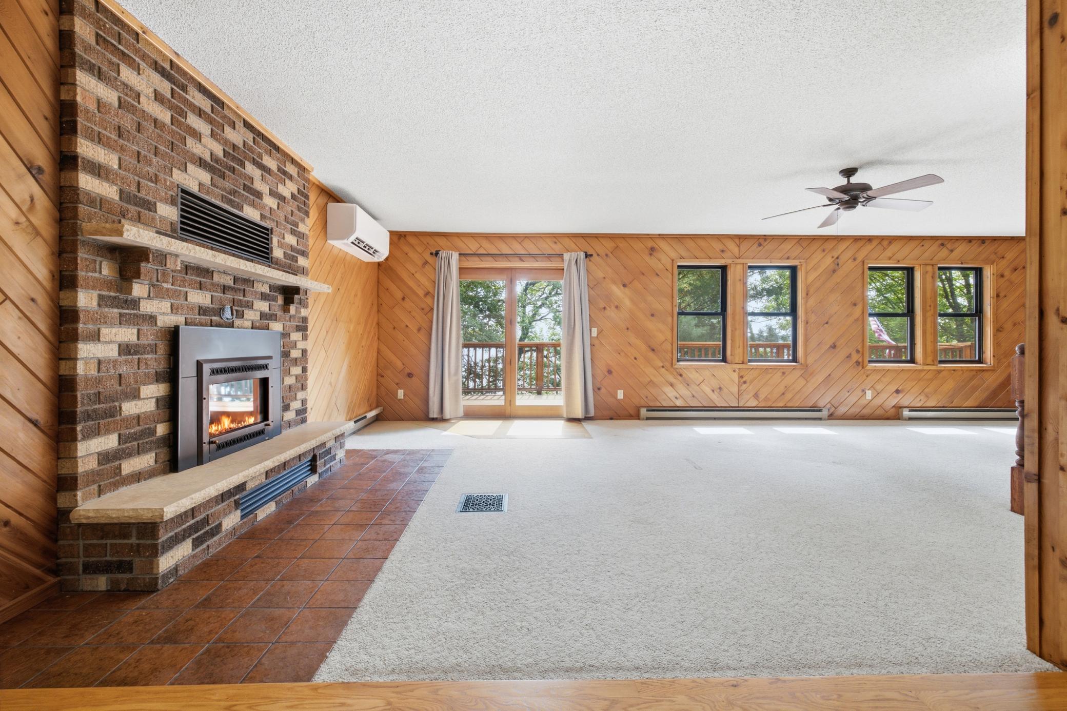 1986 single family home for sale at 15992 Nels Johnson Road in Brainerd, MN — 3 bed, 3 bath (photo 6 of 70)