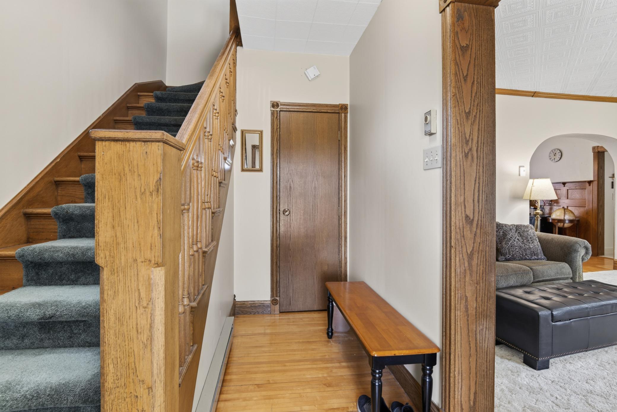 232 7th Street NW, Valley City ND 58072 - Photo 11 of 35