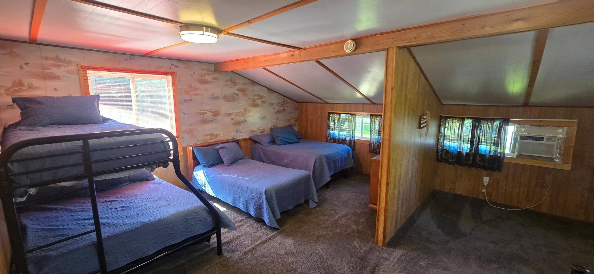 2003 single family home for sale at 17251 East Pine Drive NW in Angle Inlet, MN — 3 bed, 2 bath (photo 13 of 29)