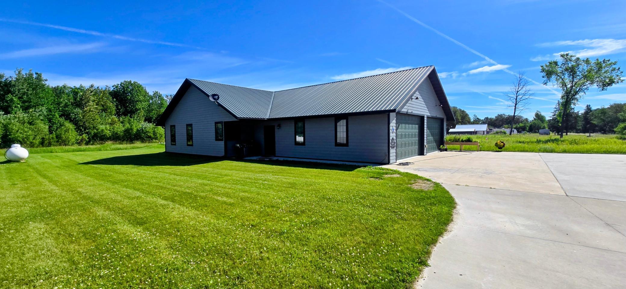 2019 single family home for sale at 17668 Birch Drive NW in Angle Inlet, MN — 2 bed, 3 bath (photo 2 of 18)