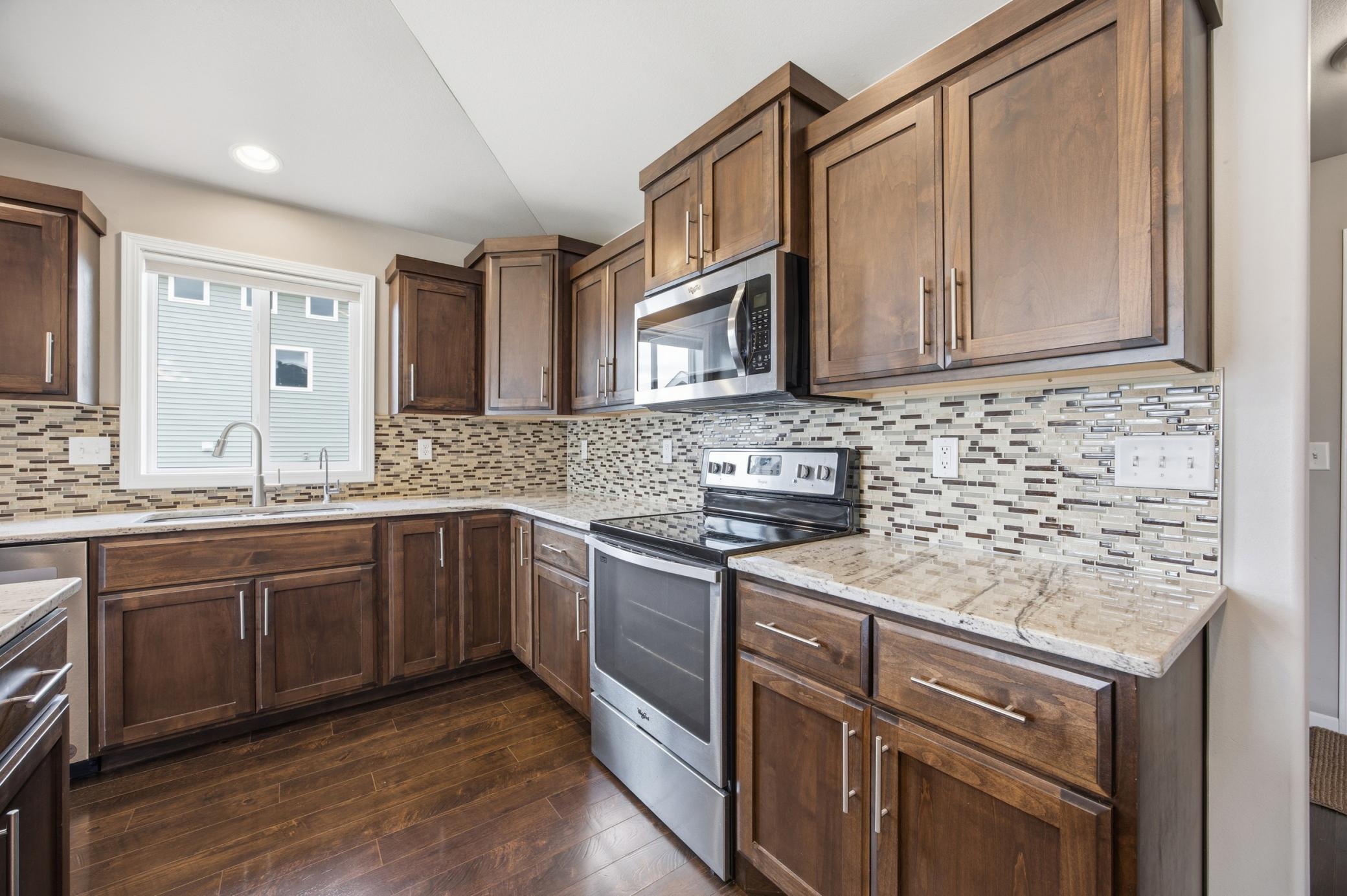 219 6th Street E, Horace ND 58047 - Photo 12 of 41
