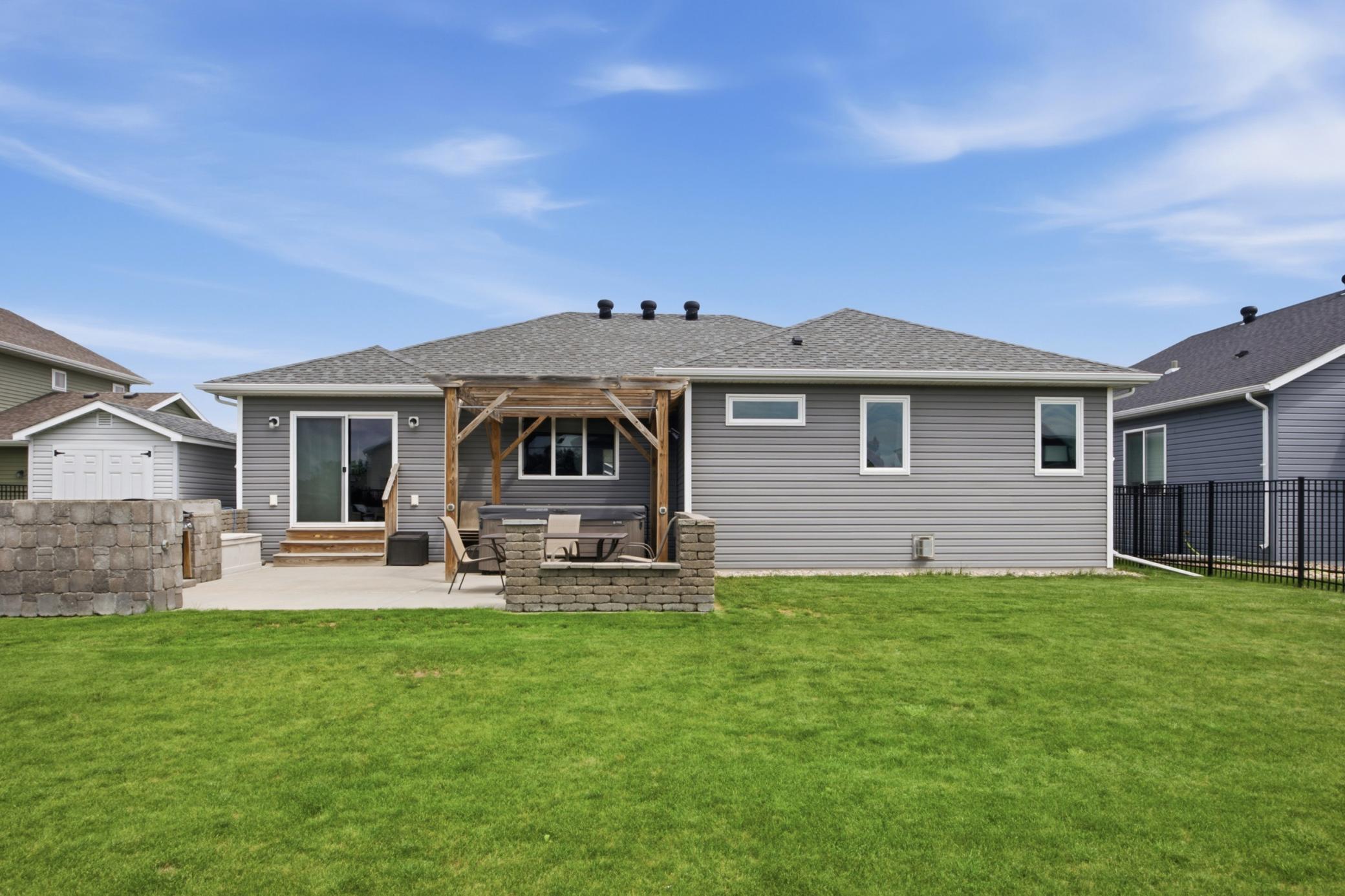 219 6th Street E, Horace ND 58047 - Photo 40 of 41