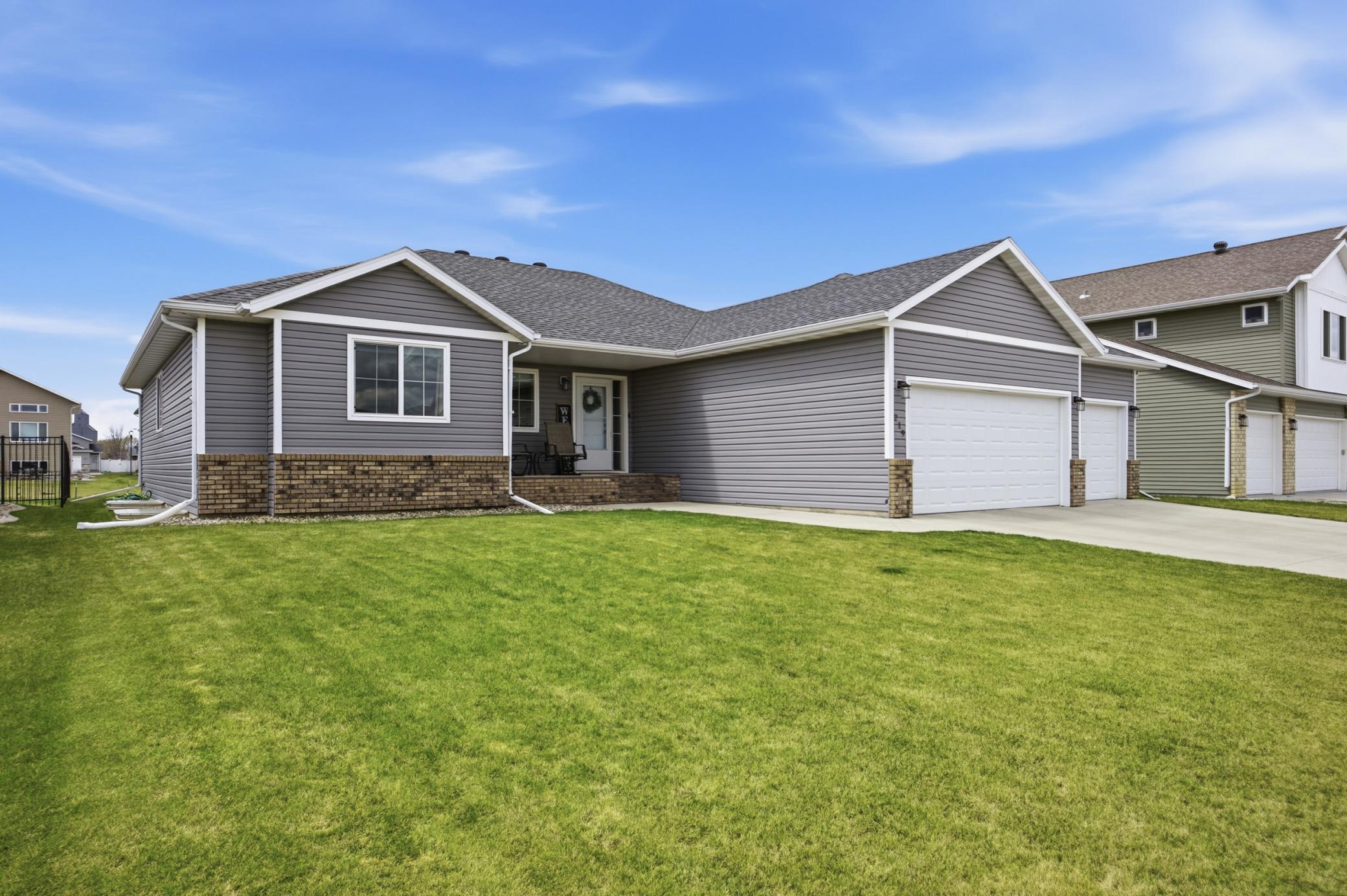 219 6th Street E, Horace ND 58047 - Photo 6 of 41