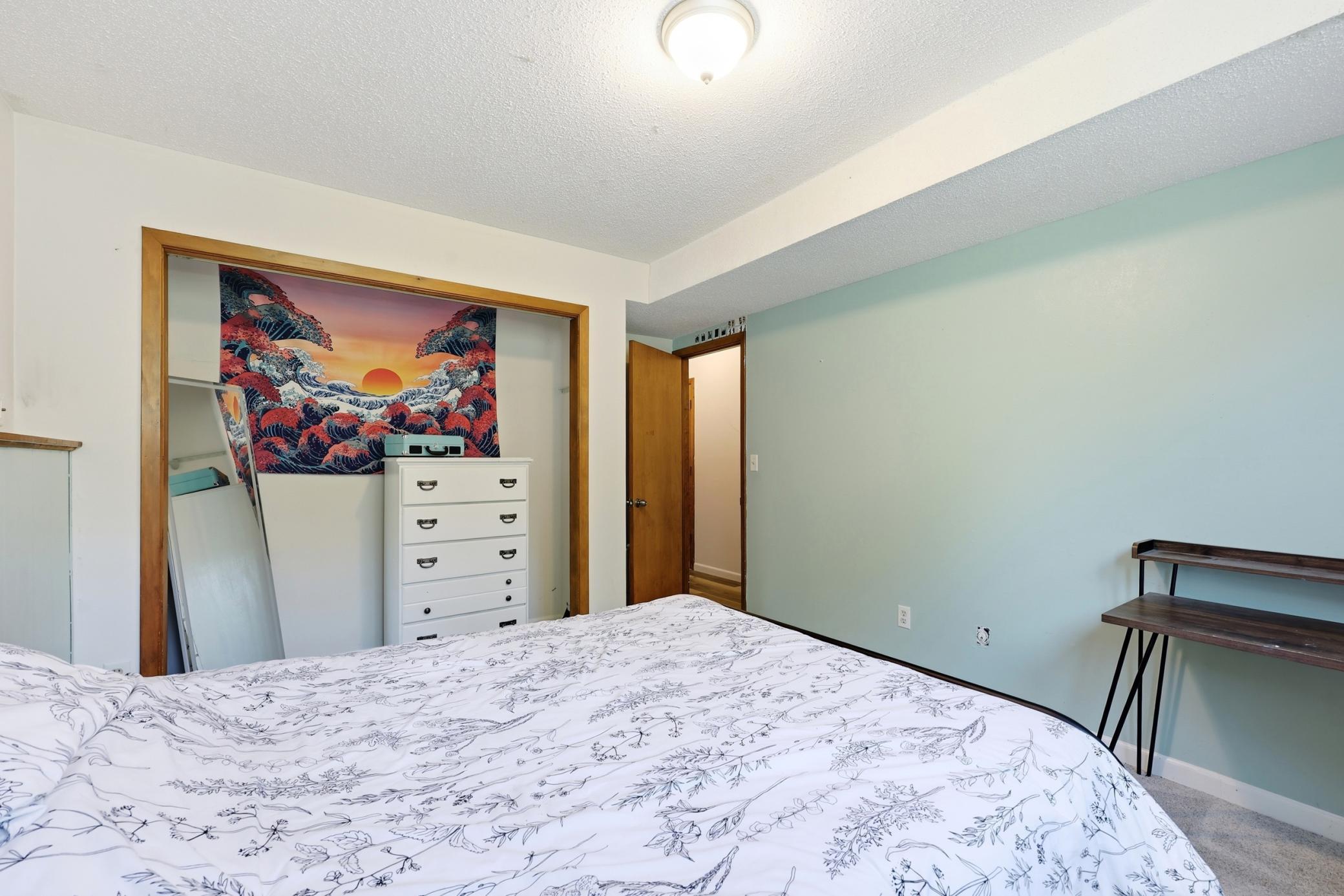 2832 Westgate Drive S, Fargo ND 58103 - Photo 17 of 33